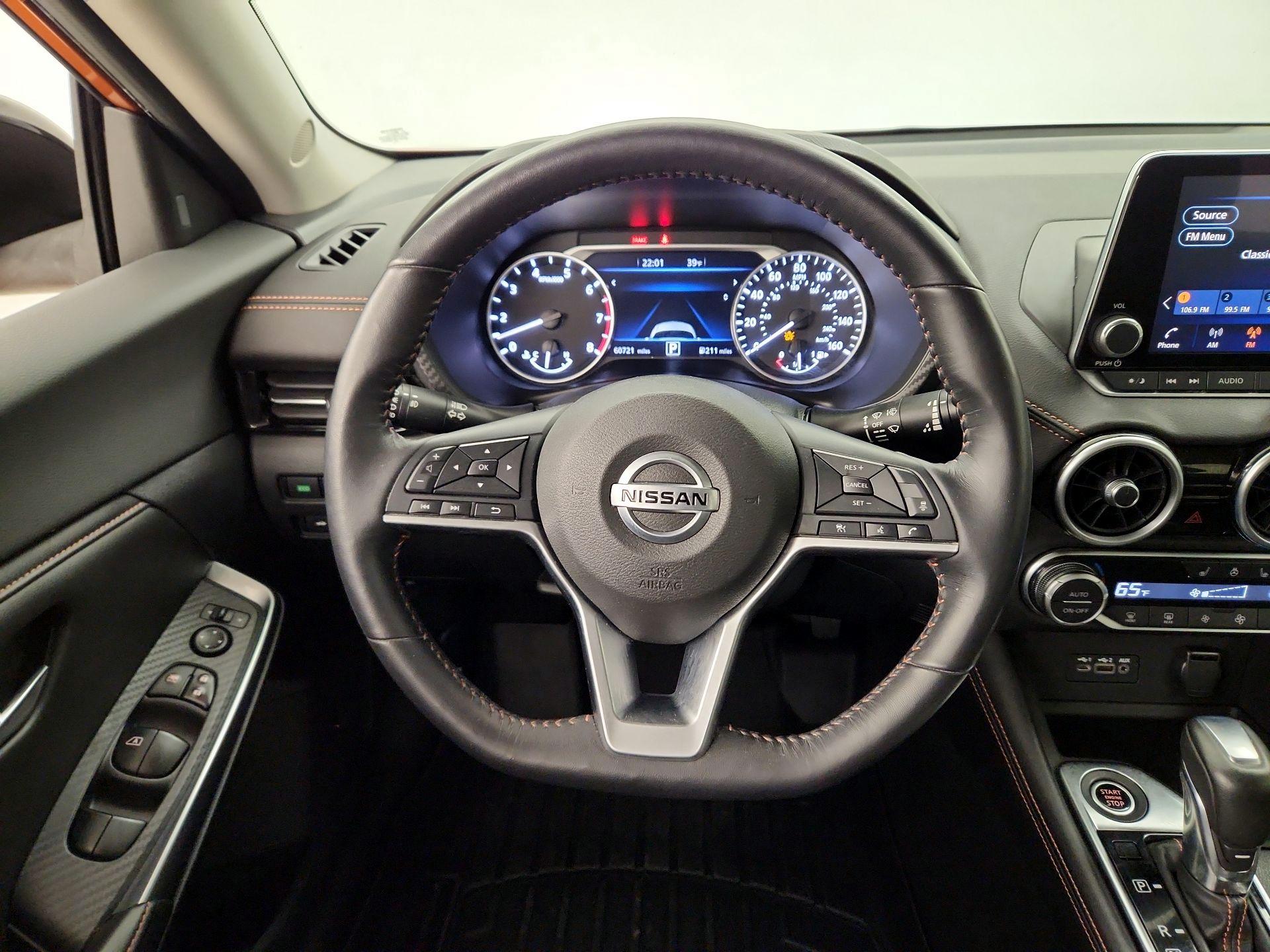 Thumbnail: 2020 Nissan Sentra - 10