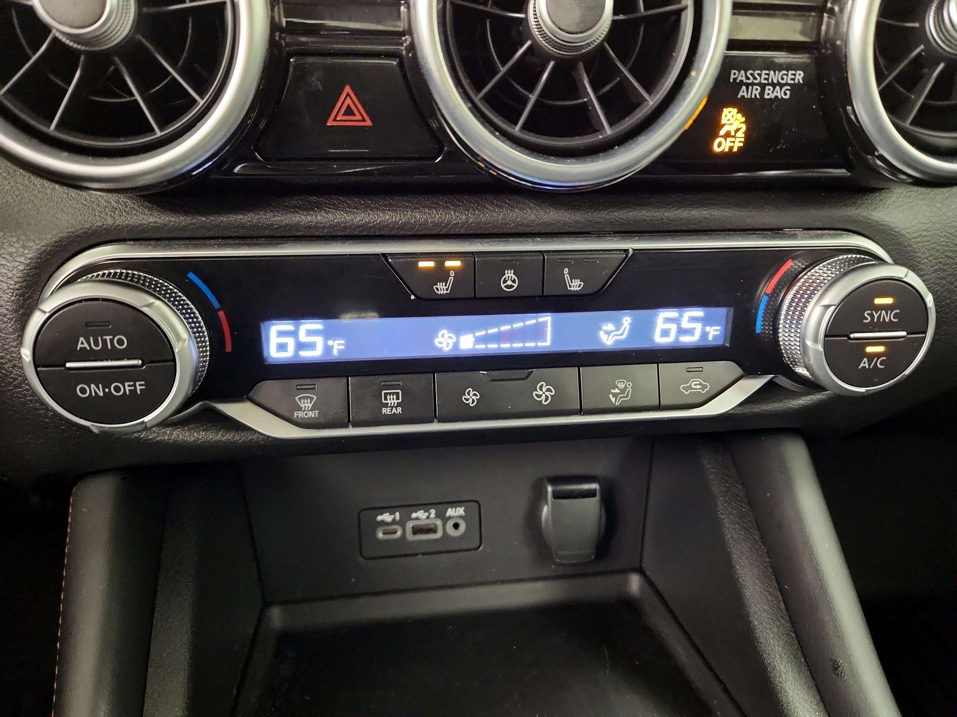 Thumbnail: 2020 Nissan Sentra - 16