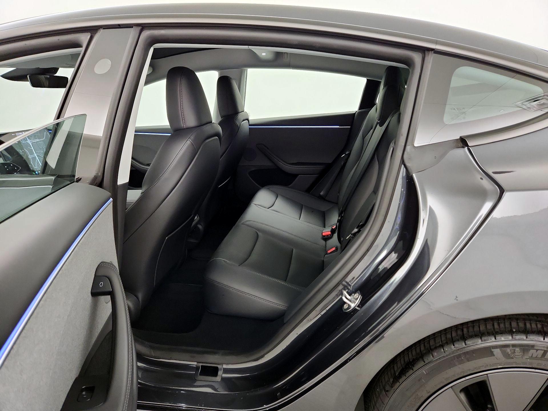 Thumbnail: 2025 Tesla Model 3 - 20