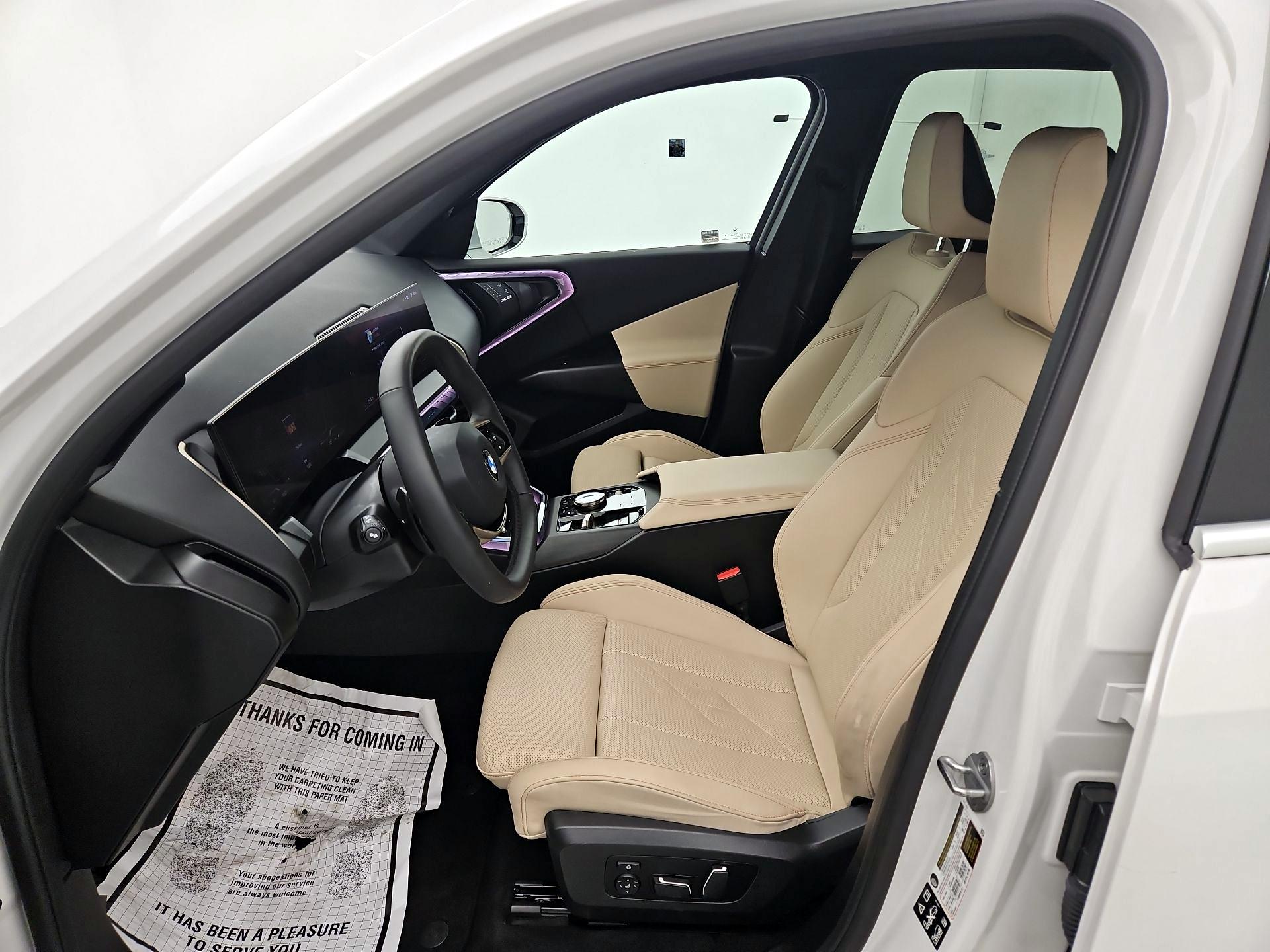 Thumbnail: 2025 BMW X3 - 11