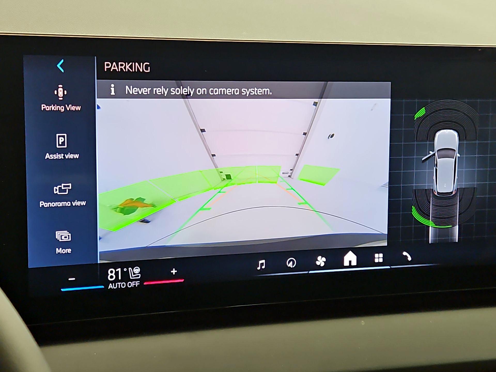 Thumbnail: 2025 BMW X3 - 15