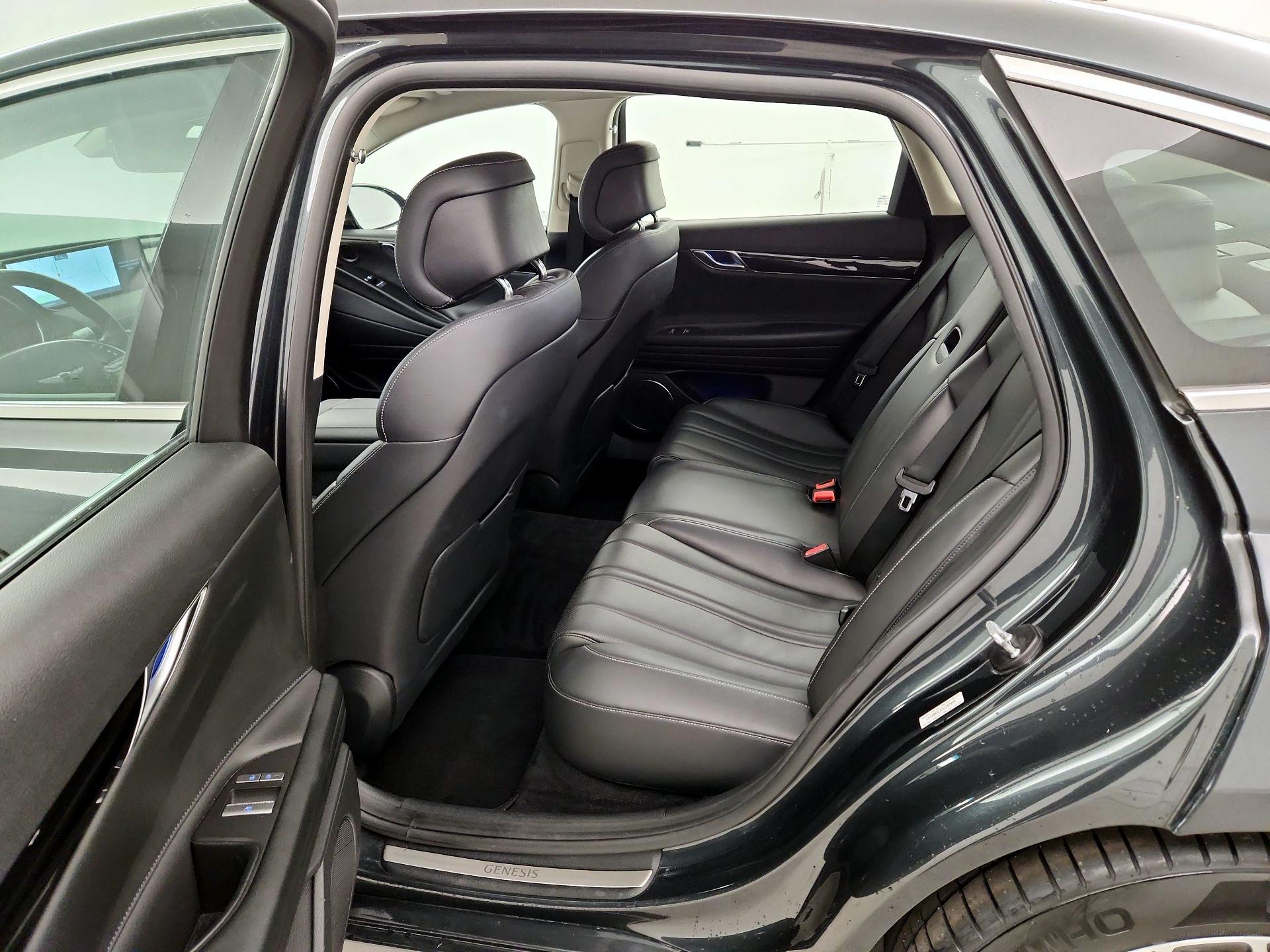 Thumbnail: 2023 Genesis G80 - 18