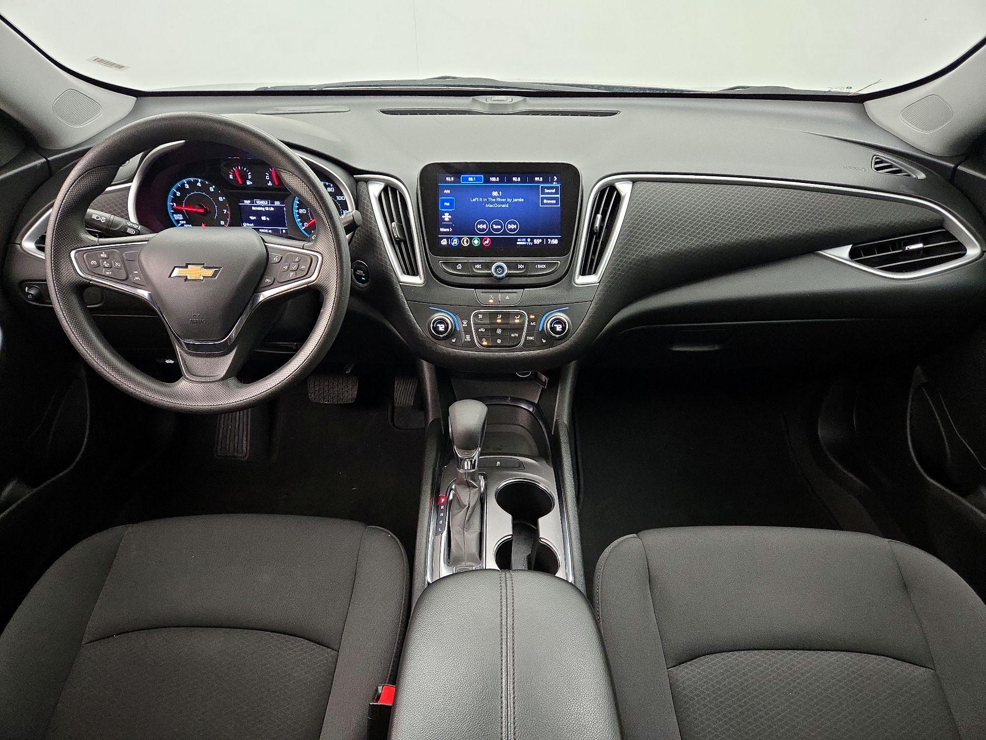 Thumbnail: 2023 Chevrolet Malibu - 9