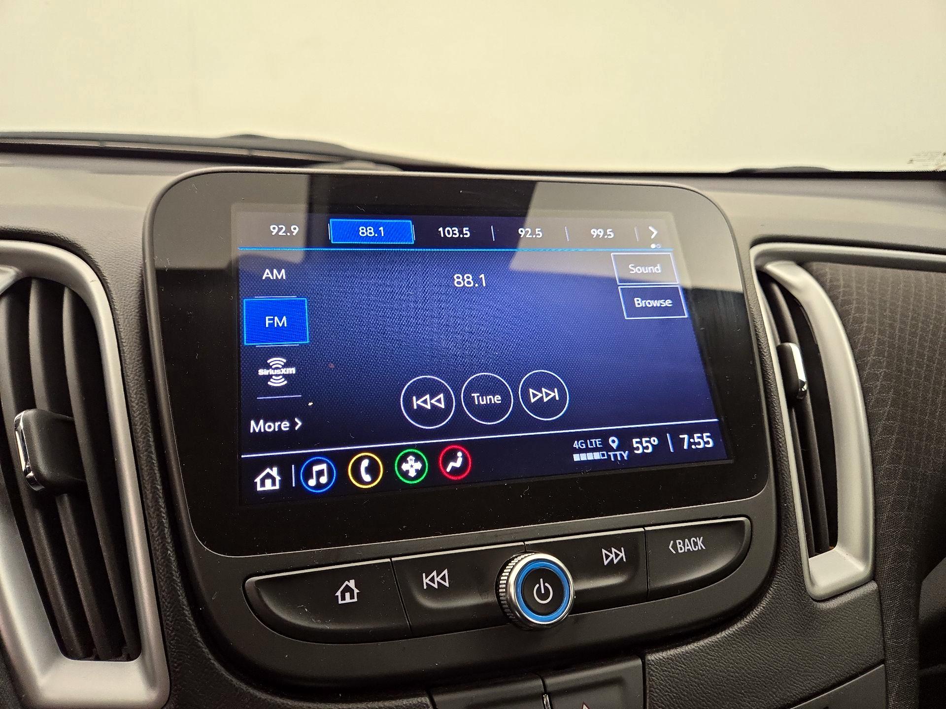 Thumbnail: 2023 Chevrolet Malibu - 15