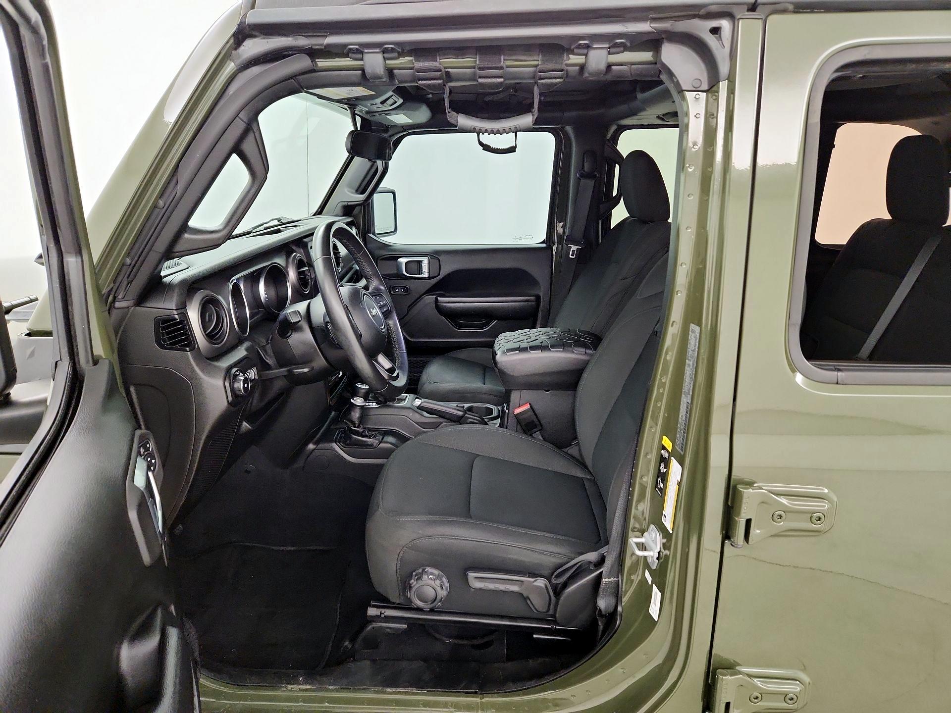 Thumbnail: 2021 Jeep Wrangler - 11