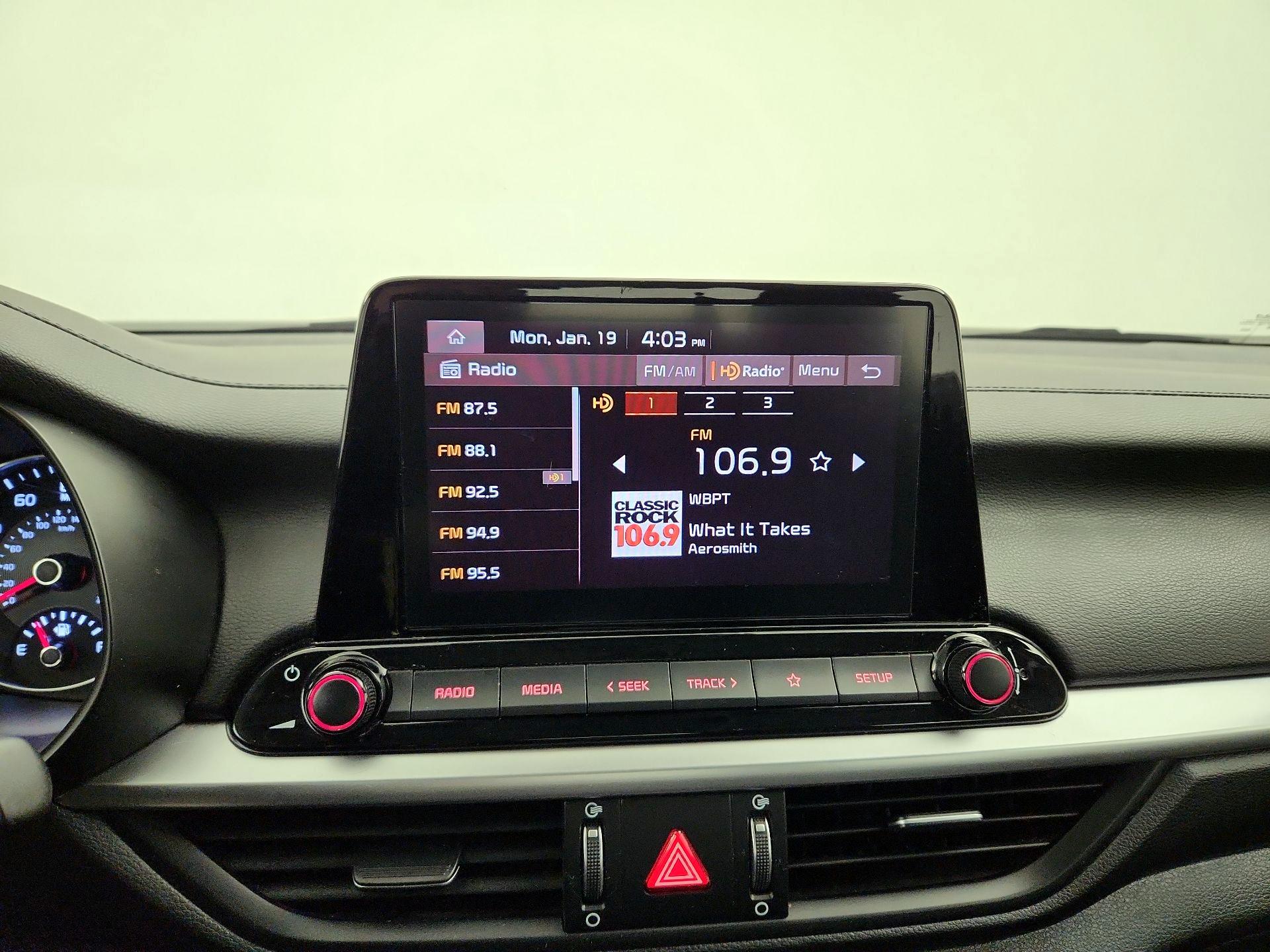 Thumbnail: 2022 Kia Forte - 13