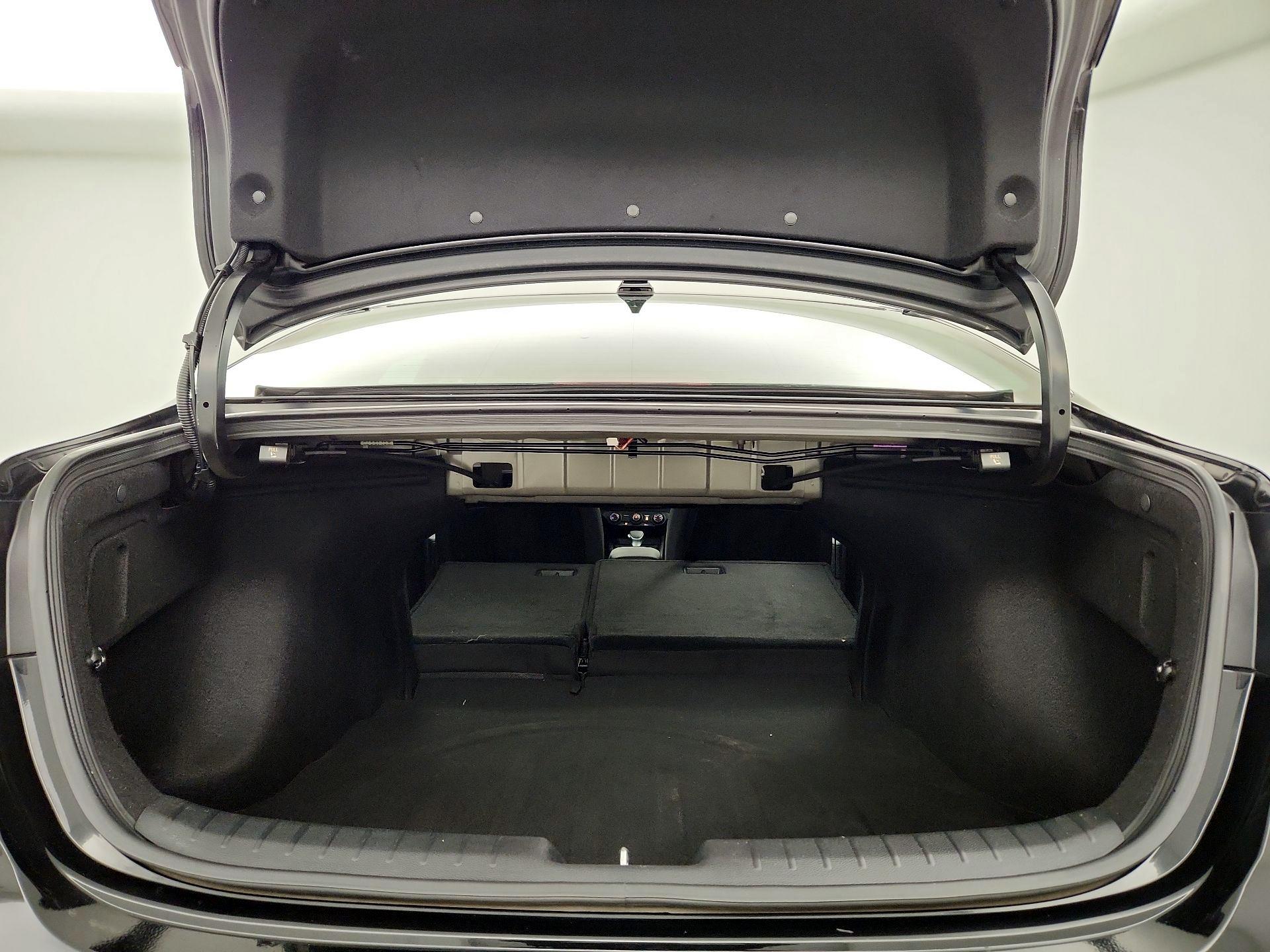 Thumbnail: 2022 Kia Forte - 19