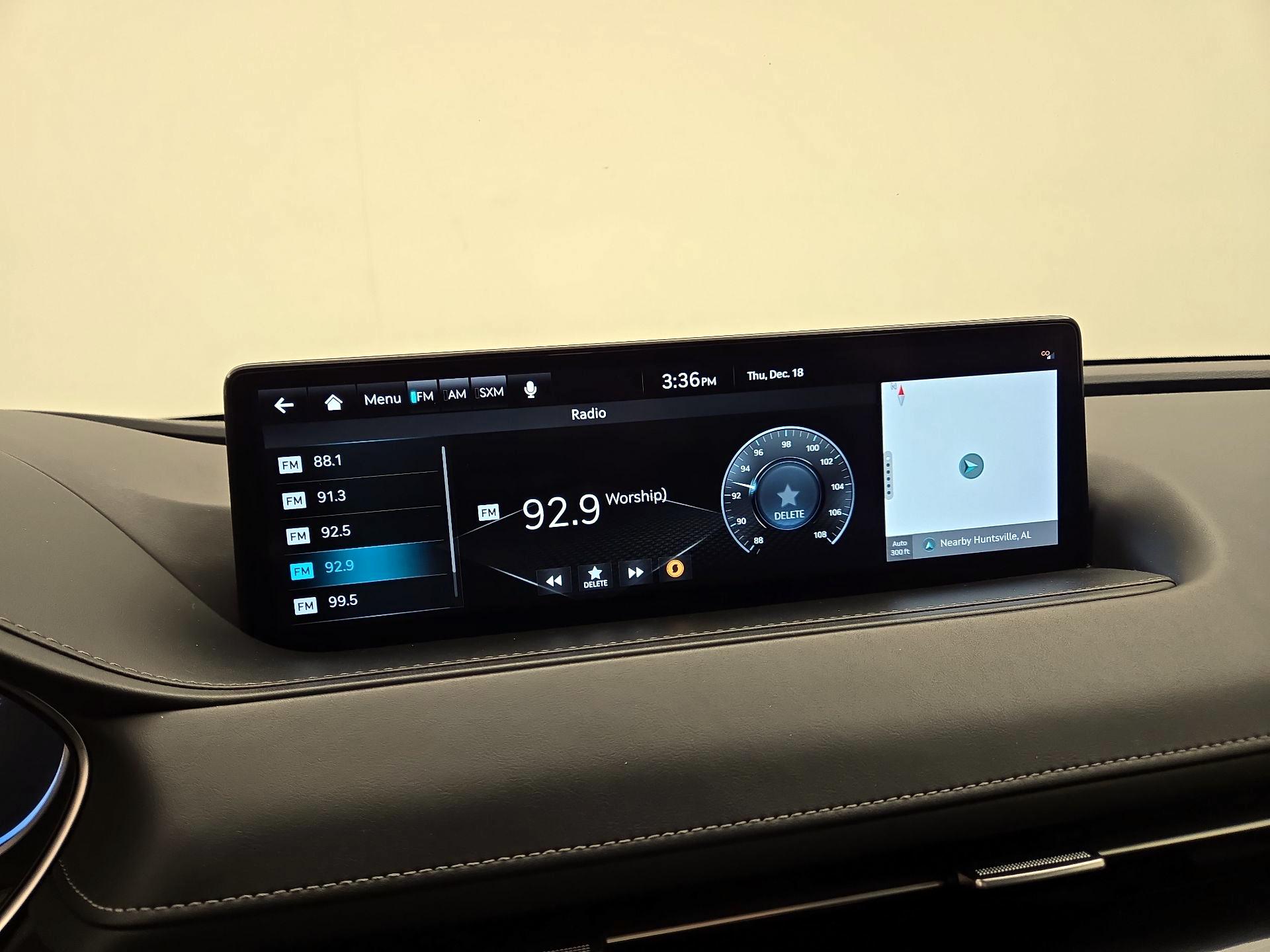 Thumbnail: 2023 Genesis G80 - 15