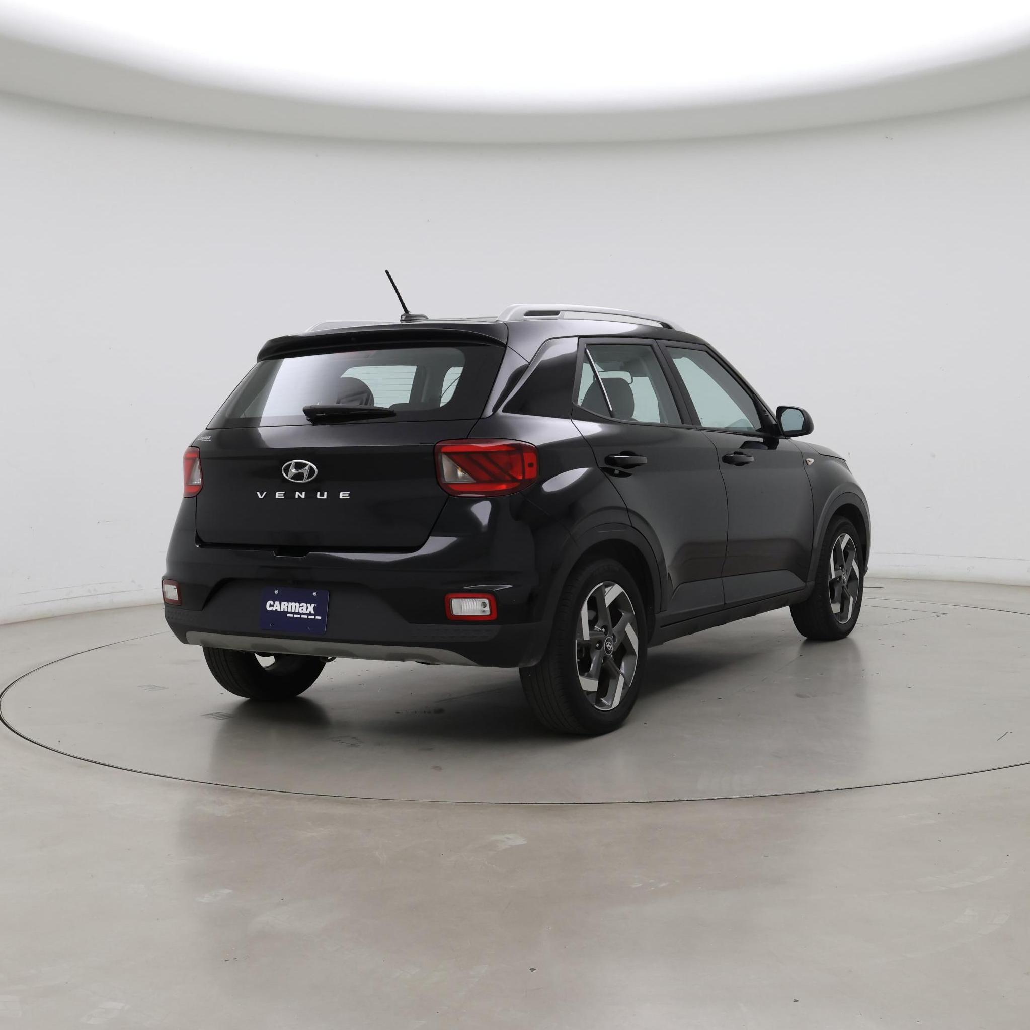 Thumbnail: 2023 Hyundai Venue - 8