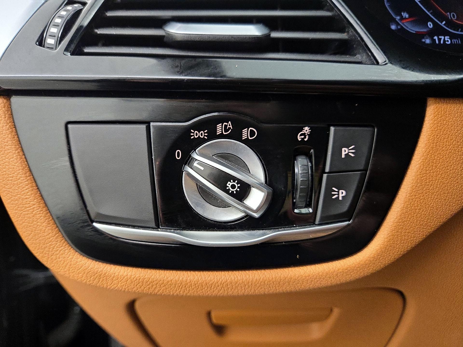 Thumbnail: 2022 BMW 5 Series - 13