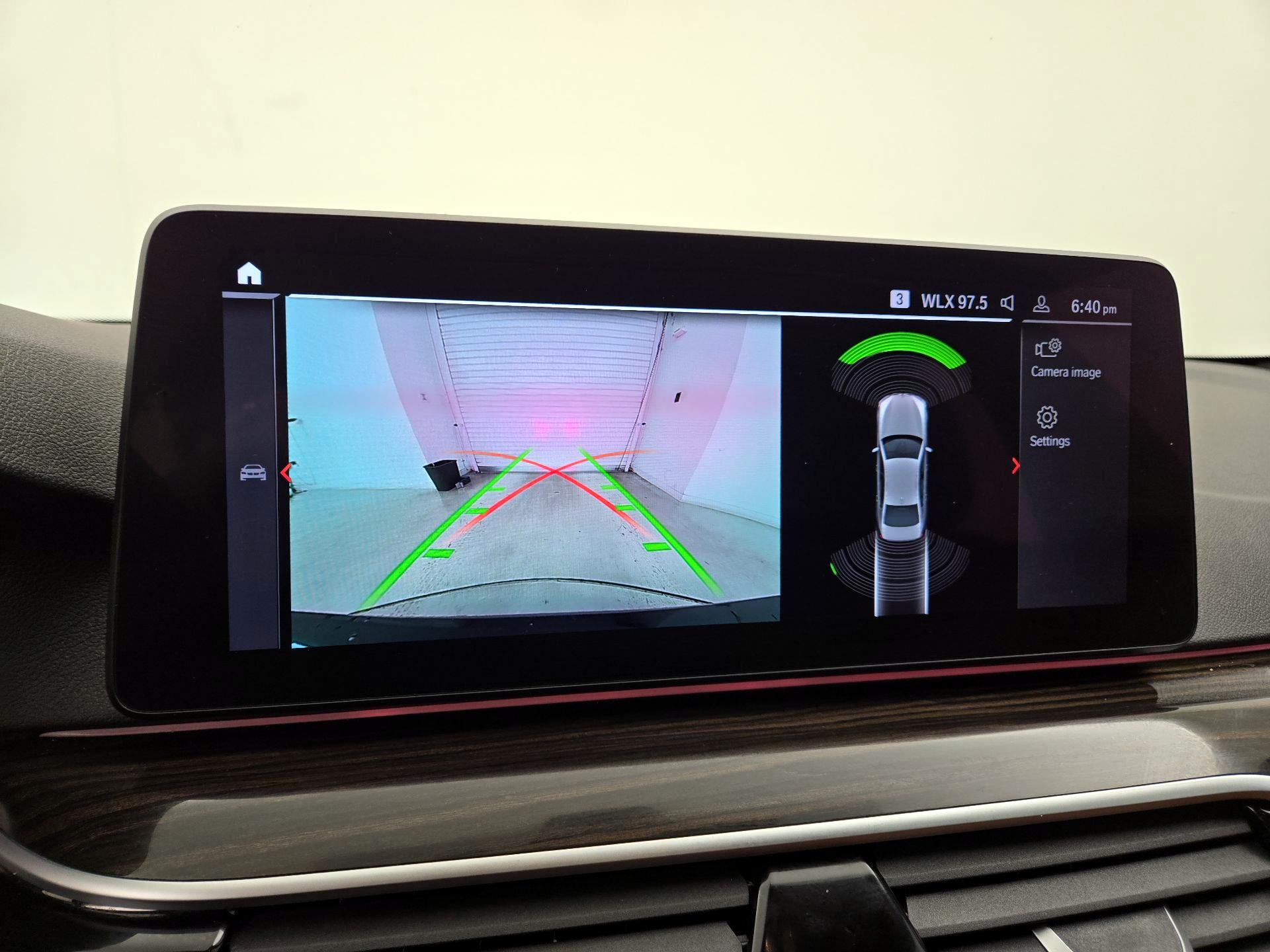 Thumbnail: 2022 BMW 5 Series - 15