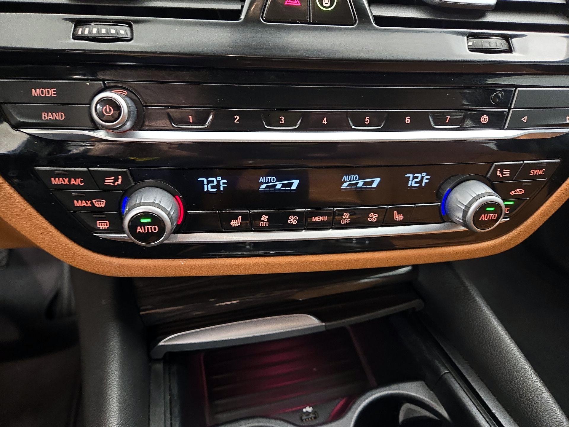 Thumbnail: 2022 BMW 5 Series - 17