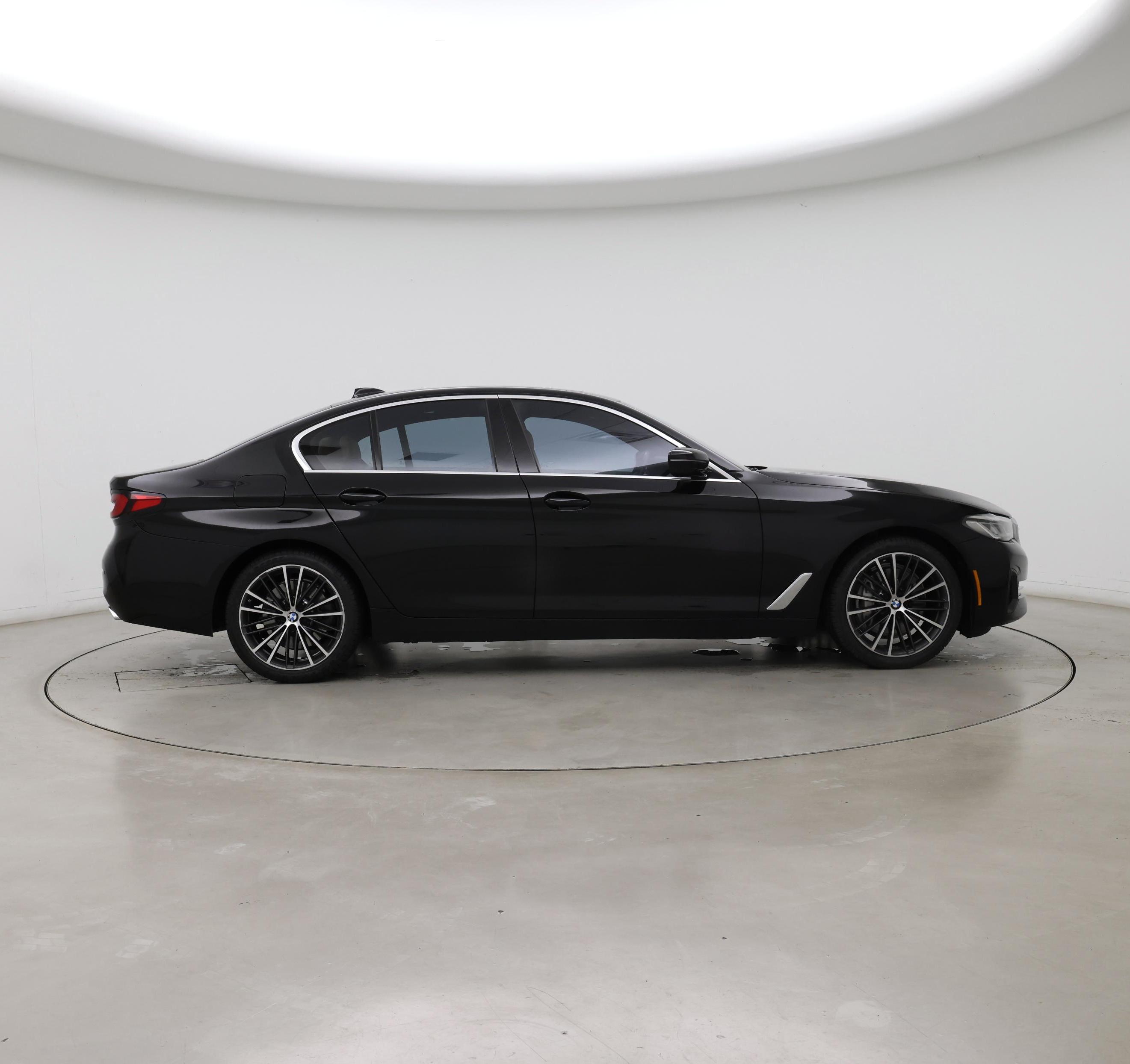 Thumbnail: 2022 BMW 5 Series - 7