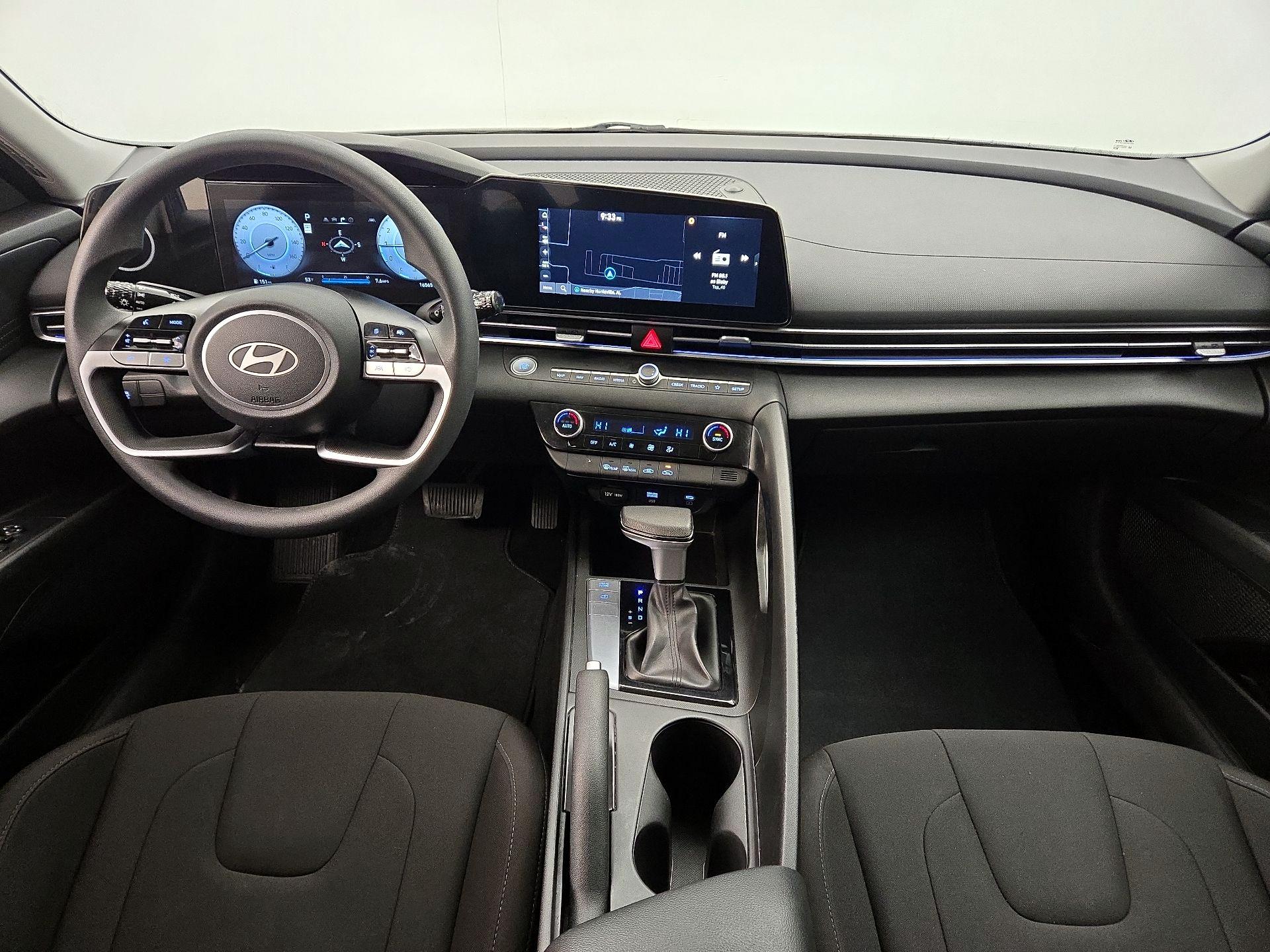 Thumbnail: 2024 Hyundai Elantra - 9