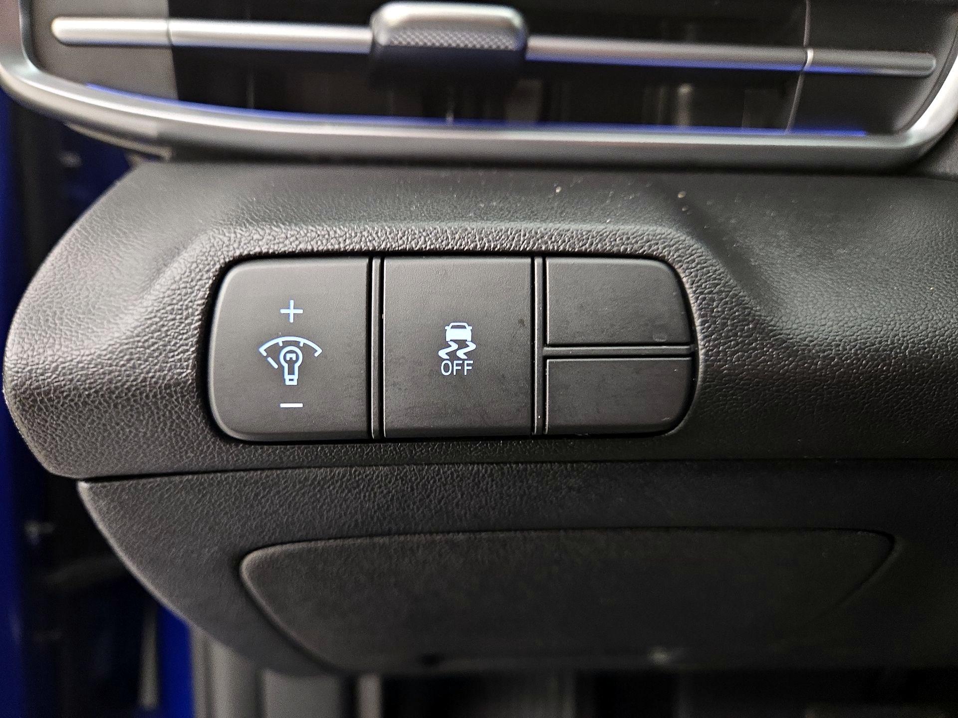 Thumbnail: 2024 Hyundai Elantra - 13