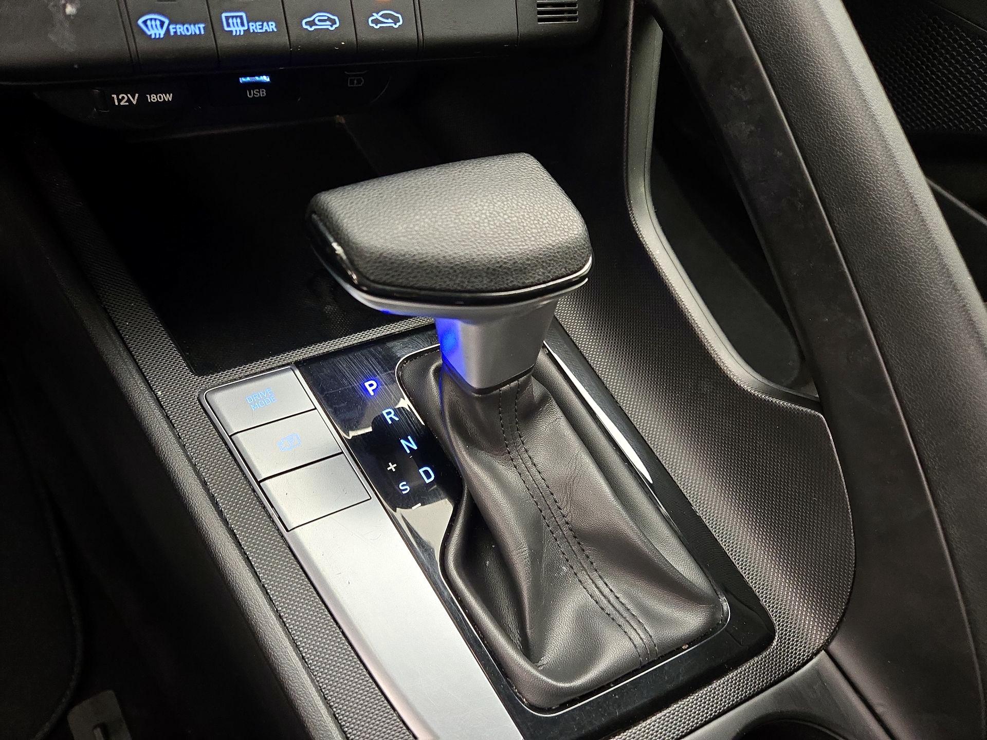 Thumbnail: 2024 Hyundai Elantra - 18