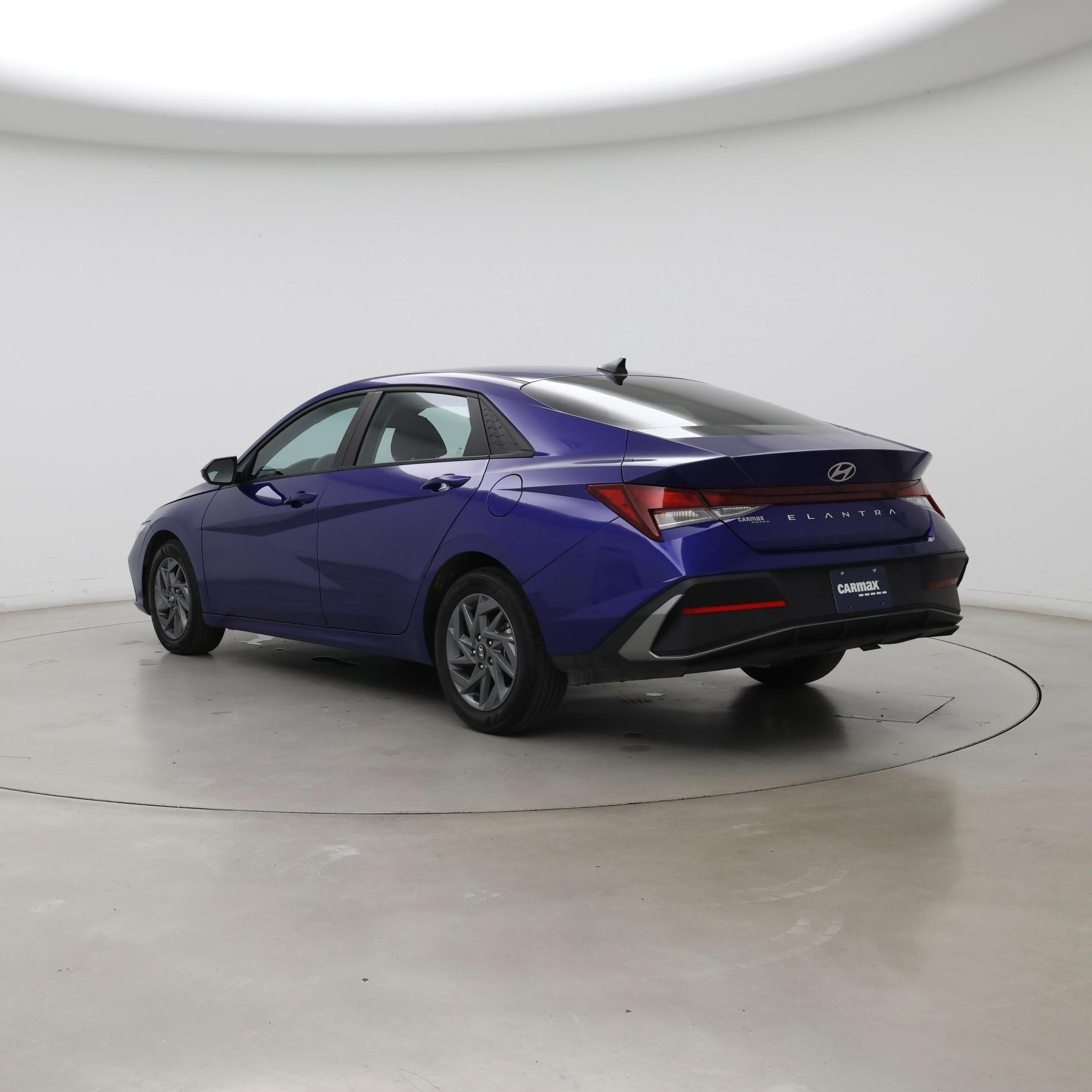 Thumbnail: 2024 Hyundai Elantra - 2