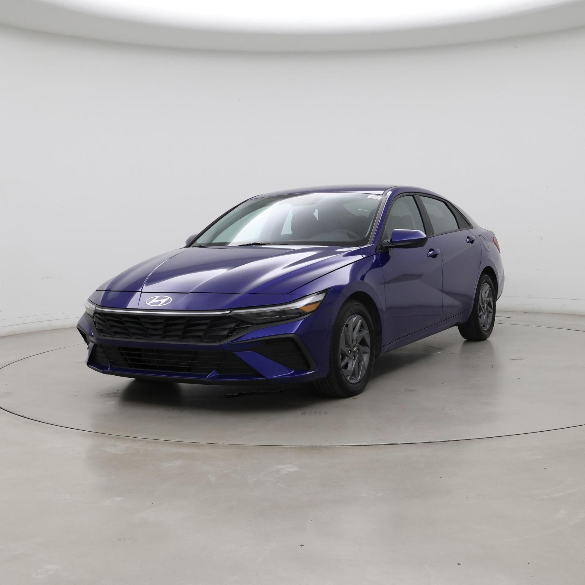 Thumbnail: 2024 Hyundai Elantra - 4