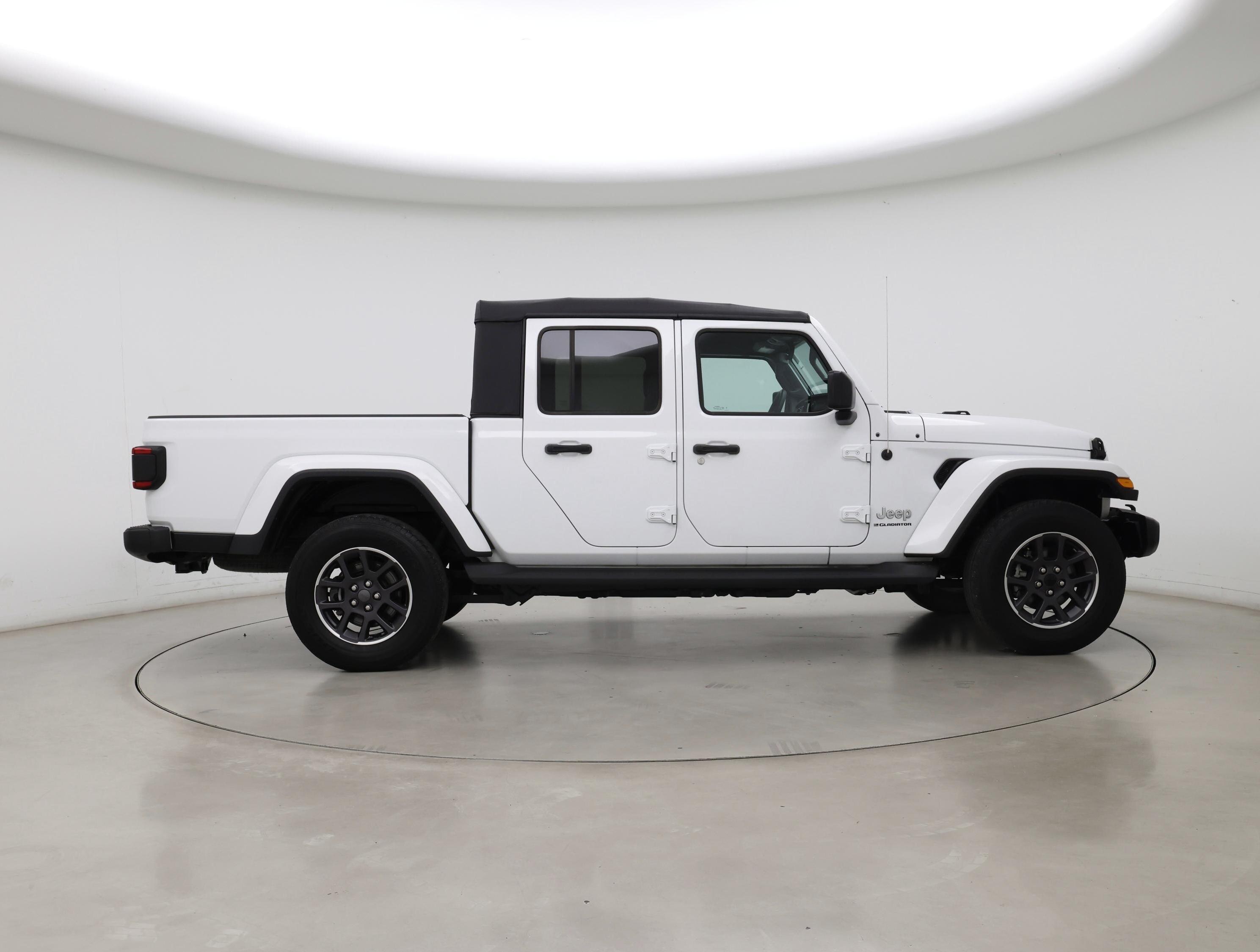Thumbnail: 2023 Jeep Gladiator - 7