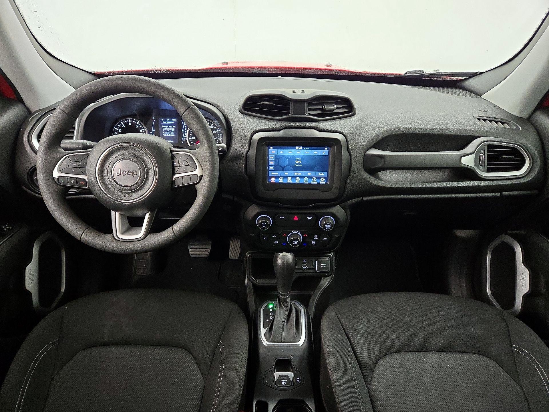 Thumbnail: 2020 Jeep Renegade - 9