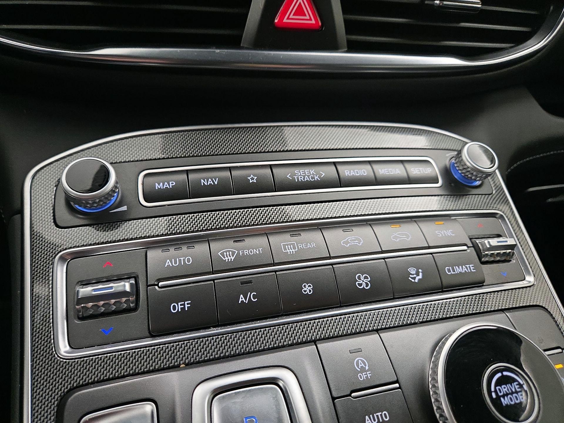 Thumbnail: 2023 Hyundai Santa Fe - 17