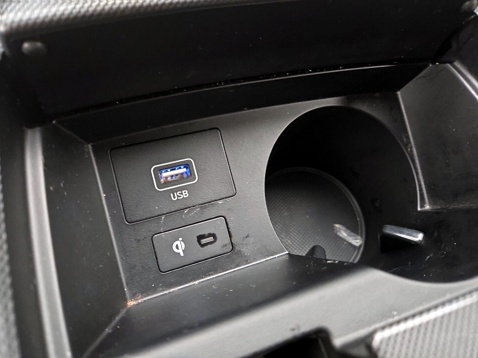 Thumbnail: 2023 Hyundai Santa Fe - 19