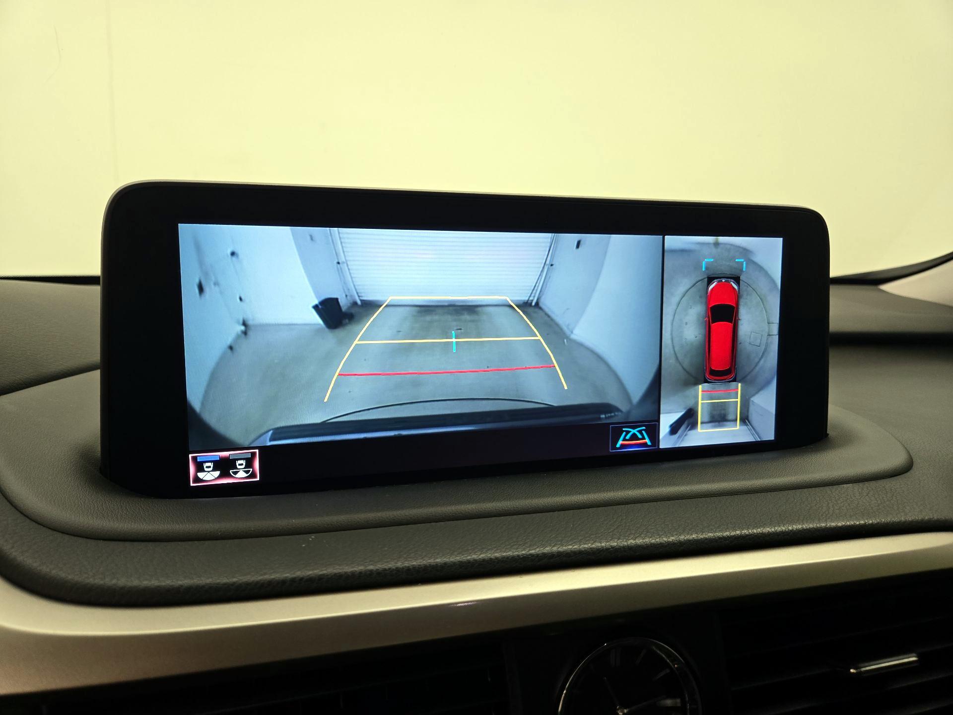 Thumbnail: 2021 Lexus RX - 15