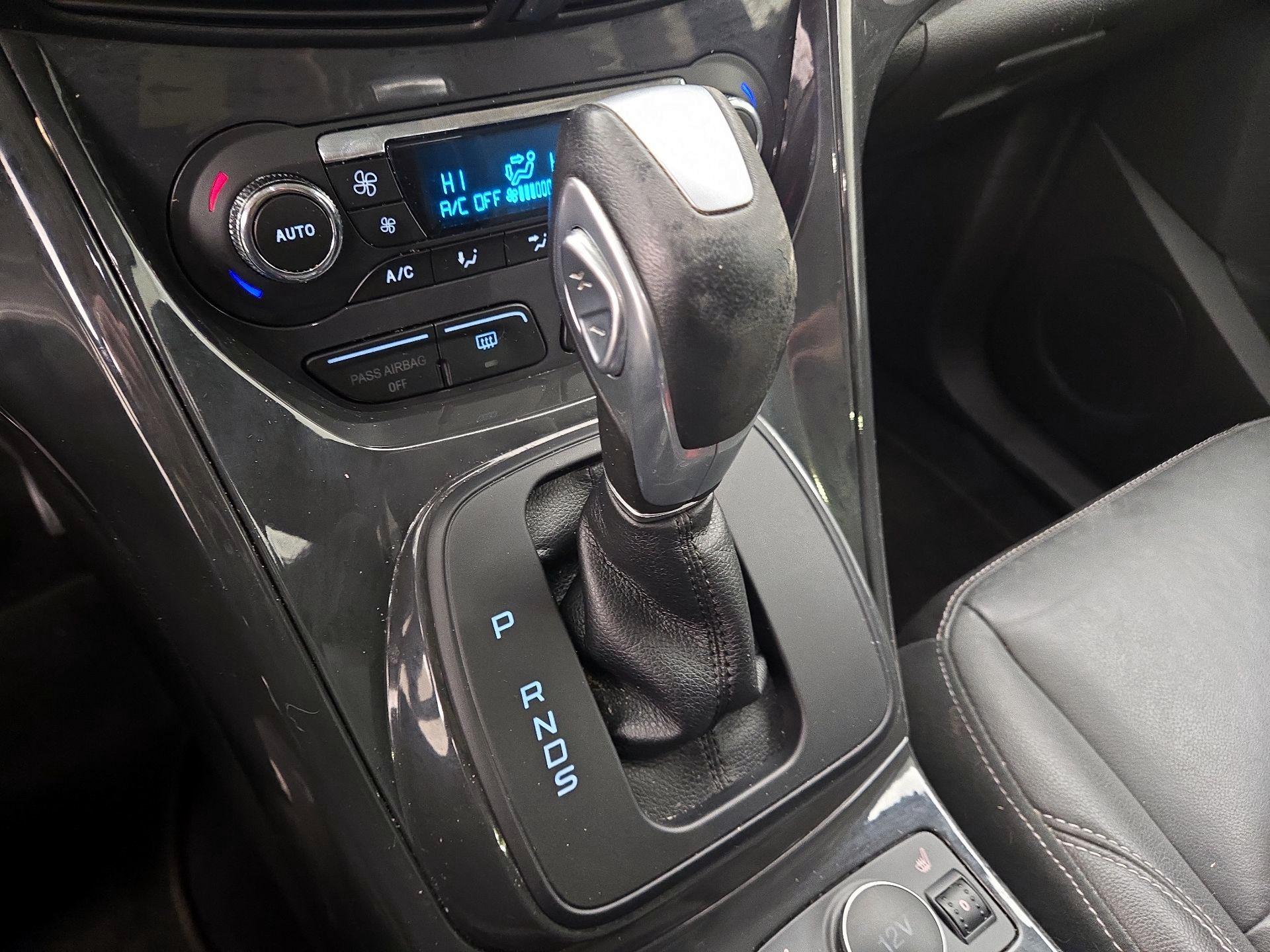 Thumbnail: 2014 Ford Escape - 17