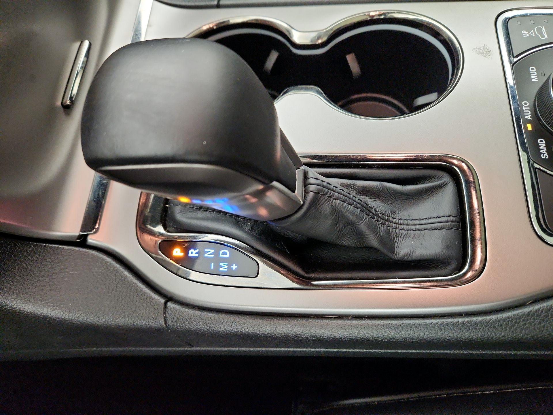 Thumbnail: 2018 Jeep Grand Cherokee - 18