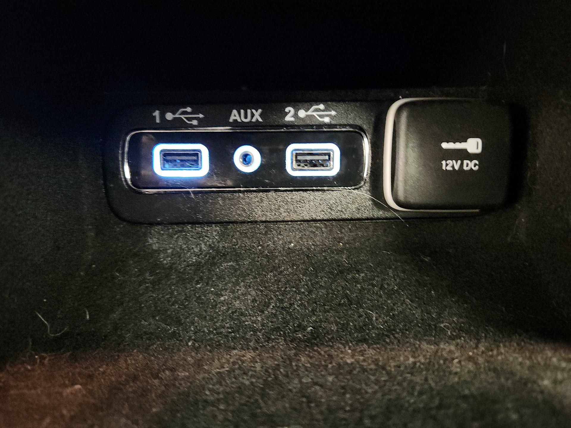 Thumbnail: 2018 Jeep Grand Cherokee - 19