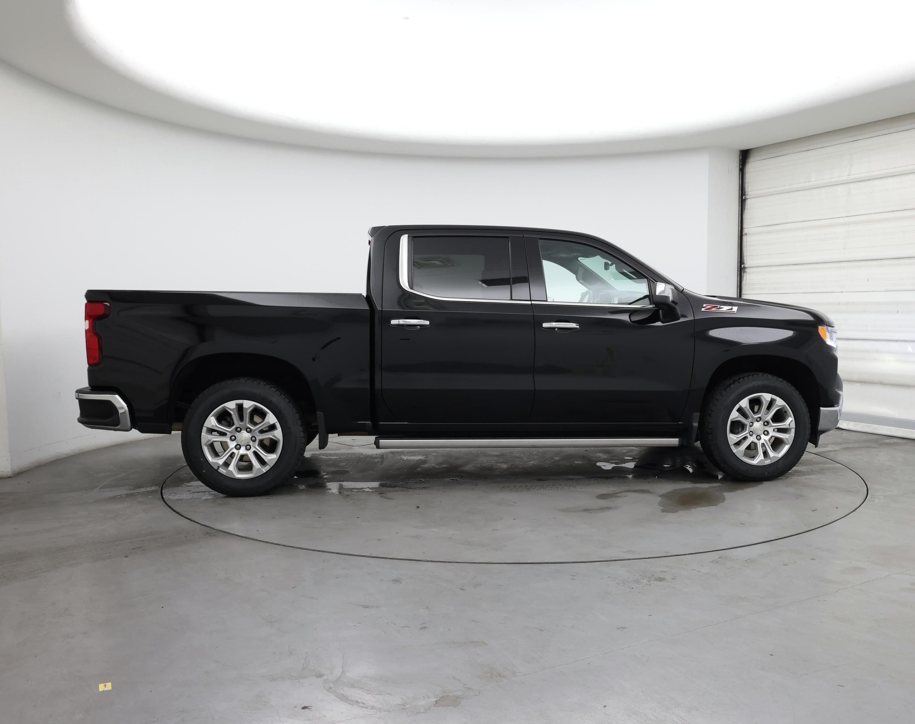 Thumbnail: 2023 Chevrolet Silverado 1500 - 7