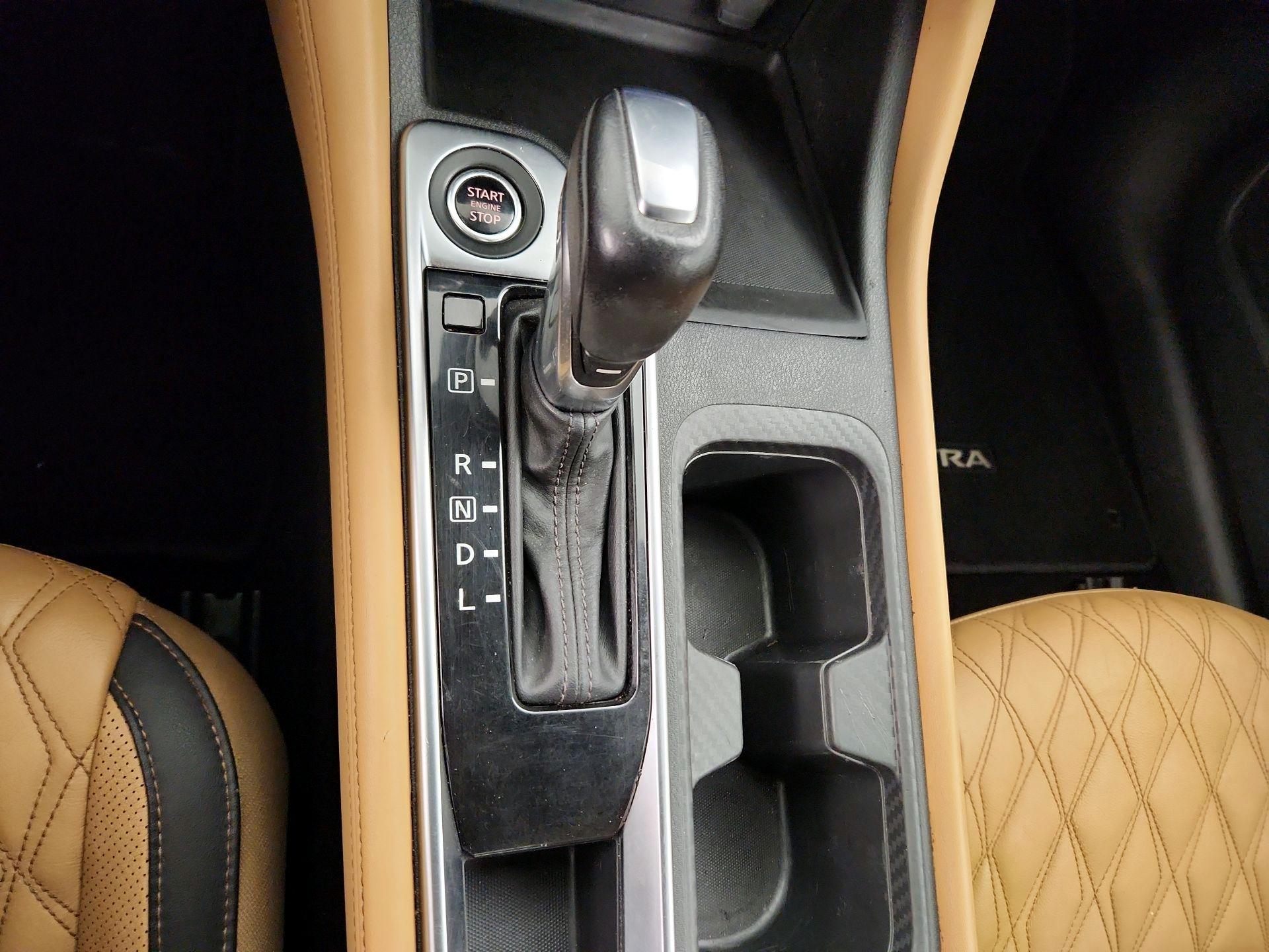 Thumbnail: 2021 Nissan Sentra - 17