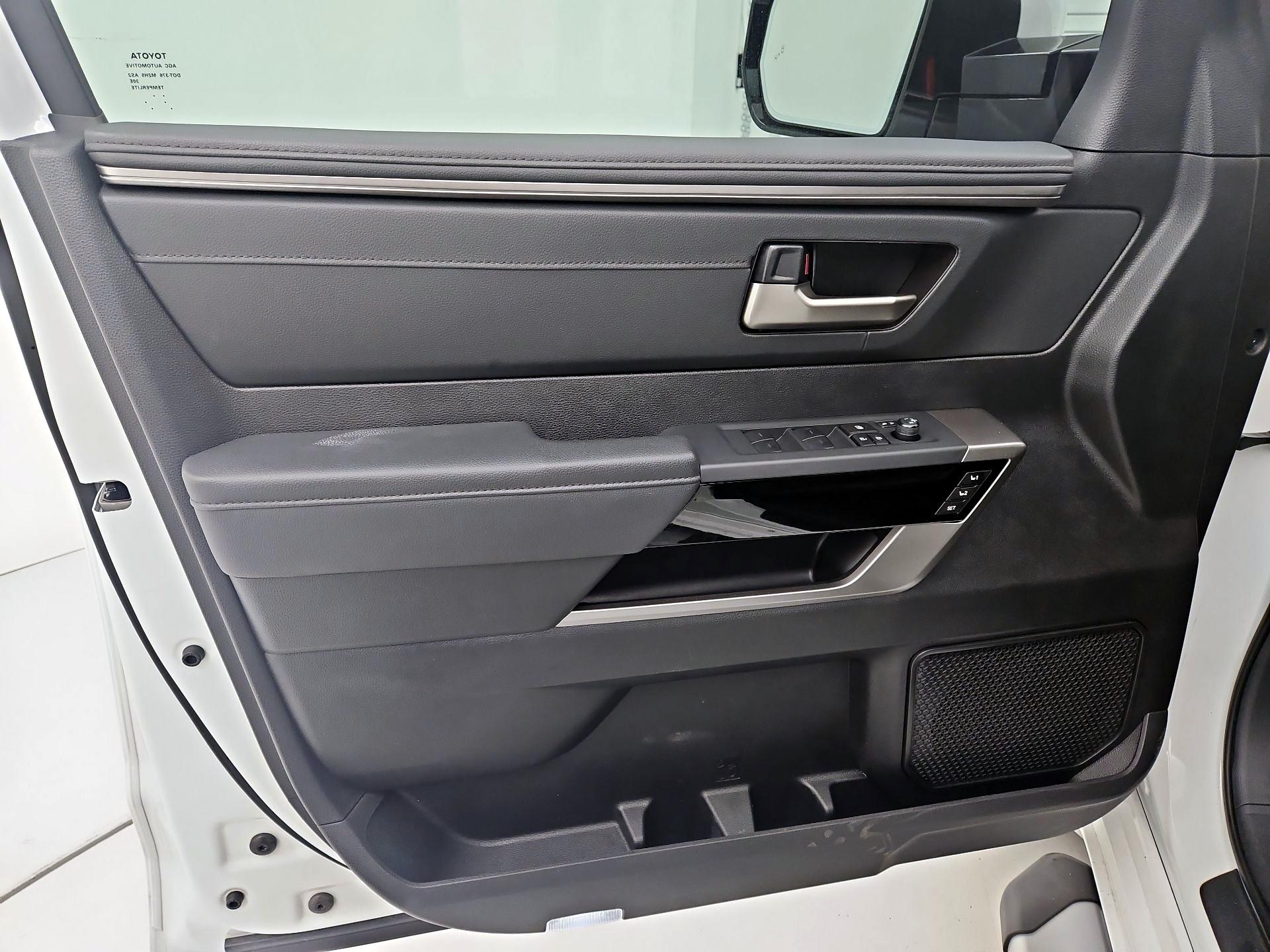 Thumbnail: 2023 Toyota Tundra - 12