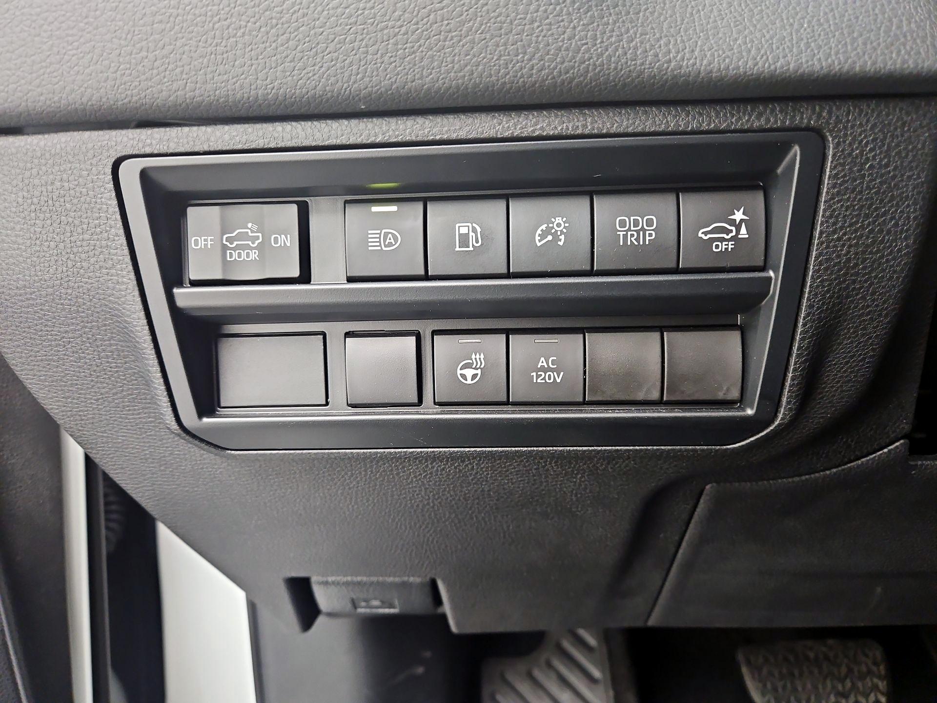 Thumbnail: 2023 Toyota Tundra - 13