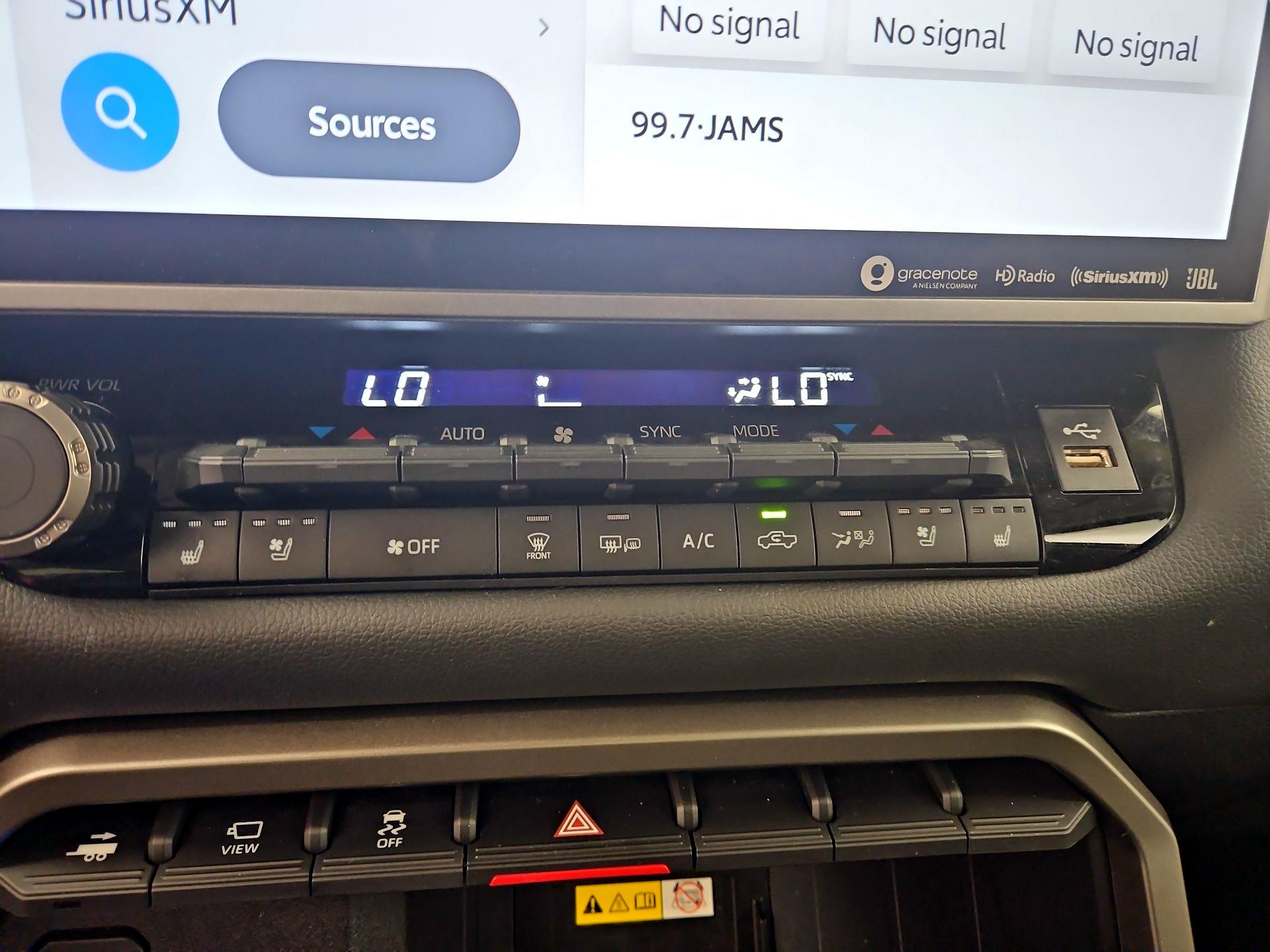 Thumbnail: 2023 Toyota Tundra - 17