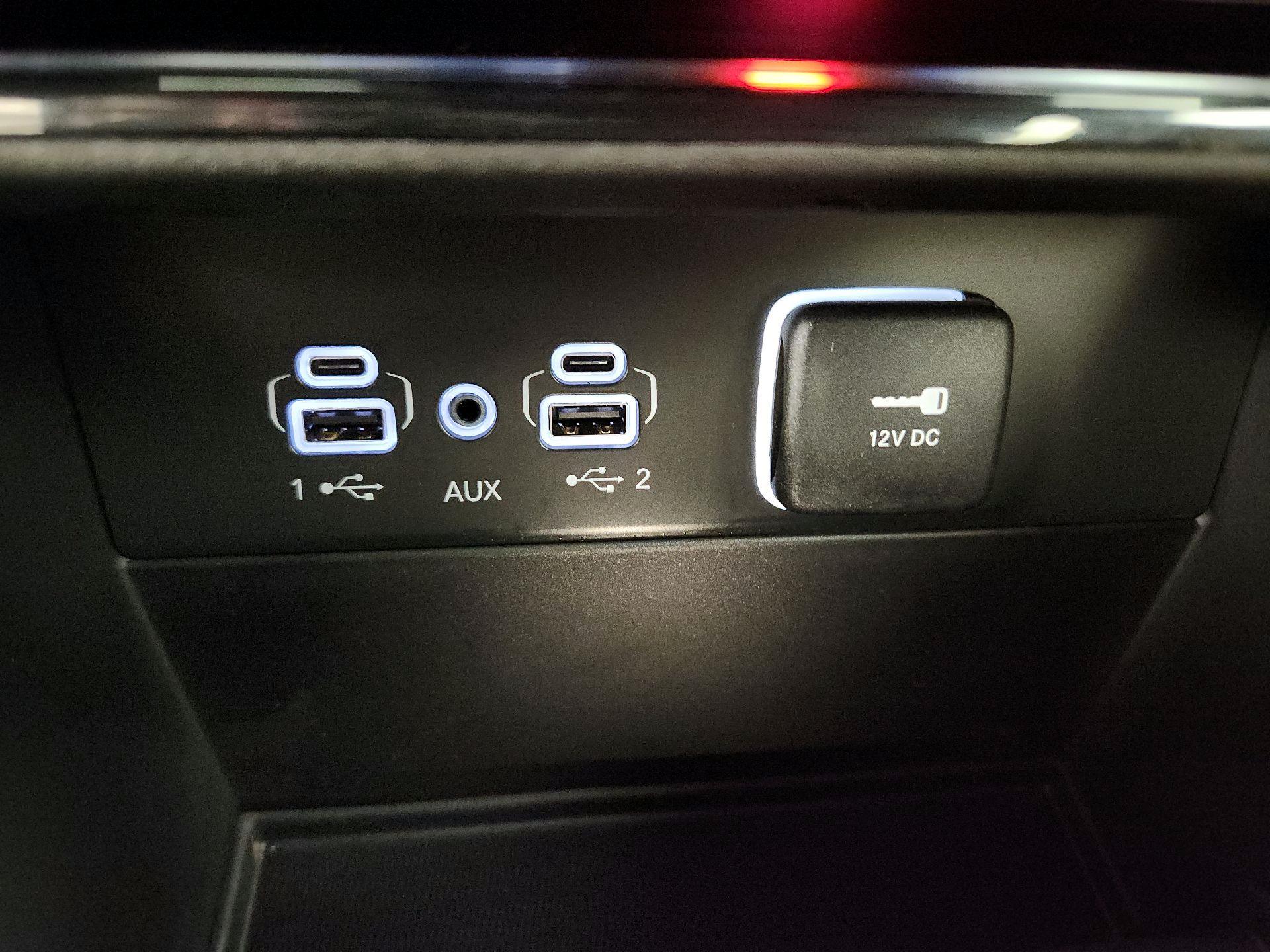 Thumbnail: 2023 Jeep Grand Cherokee - 19