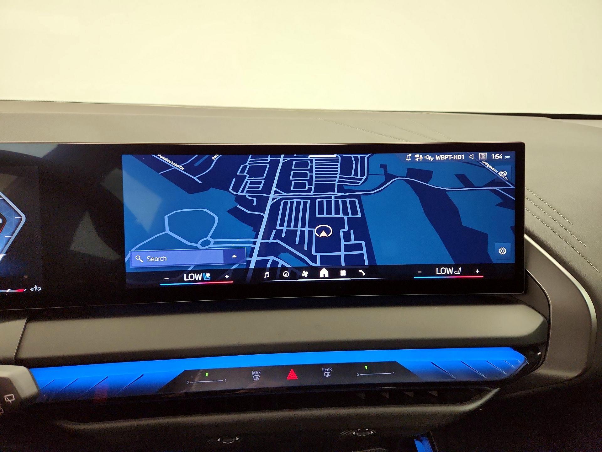 Thumbnail: 2025 BMW X3 - 13