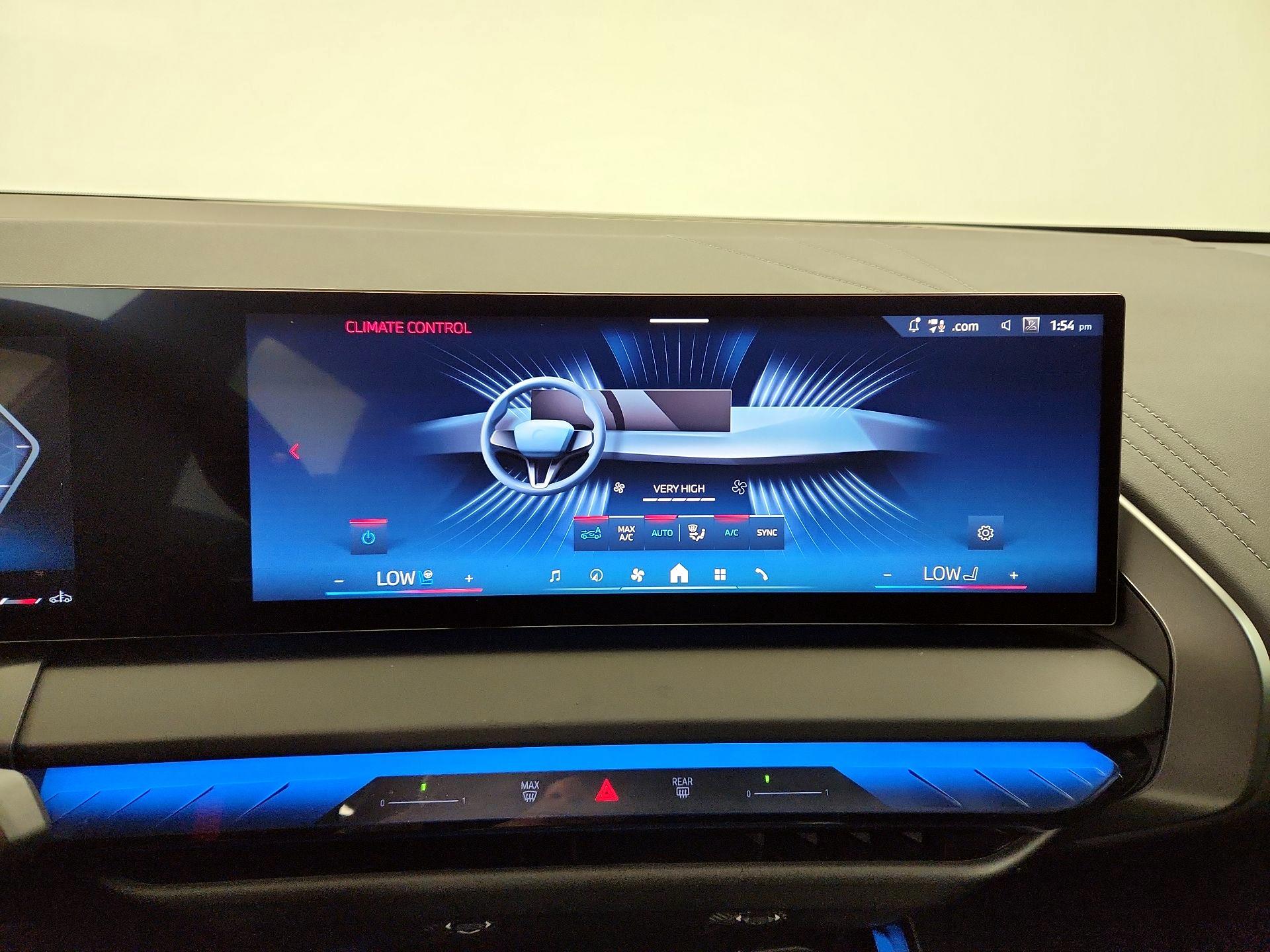 Thumbnail: 2025 BMW X3 - 16