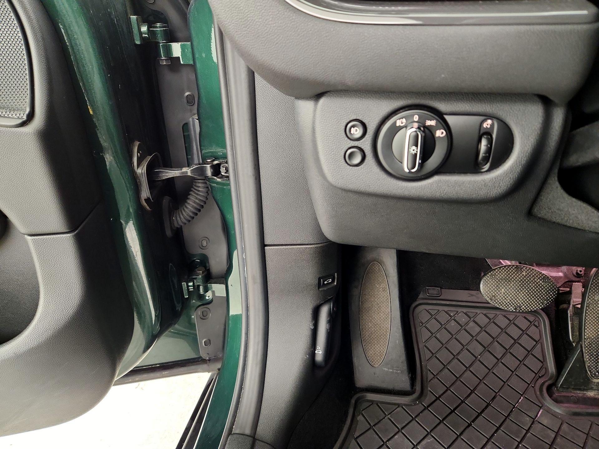 Thumbnail: 2019 MINI Cooper Clubman - 13