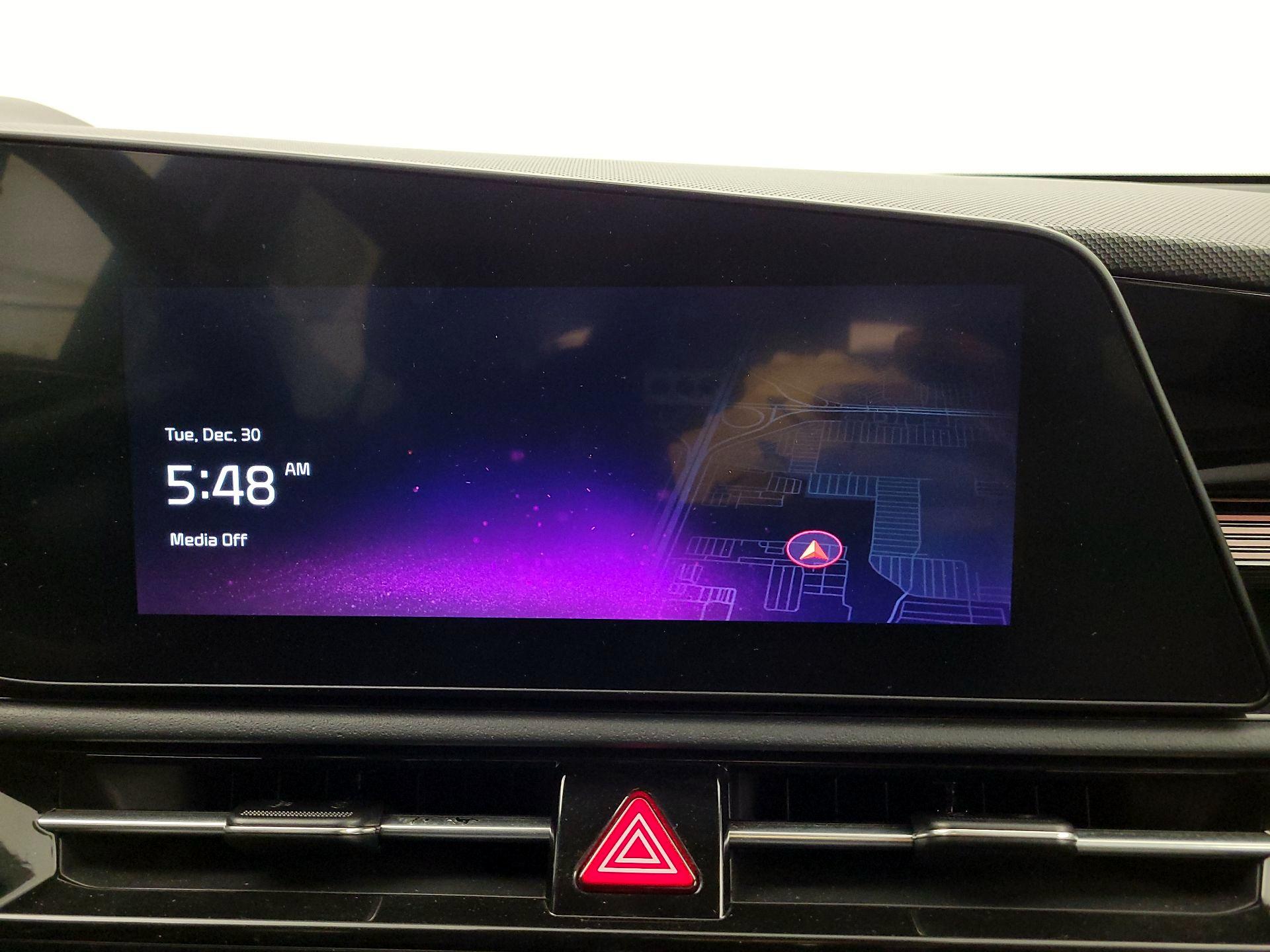 Thumbnail: 2023 Kia Niro - 13