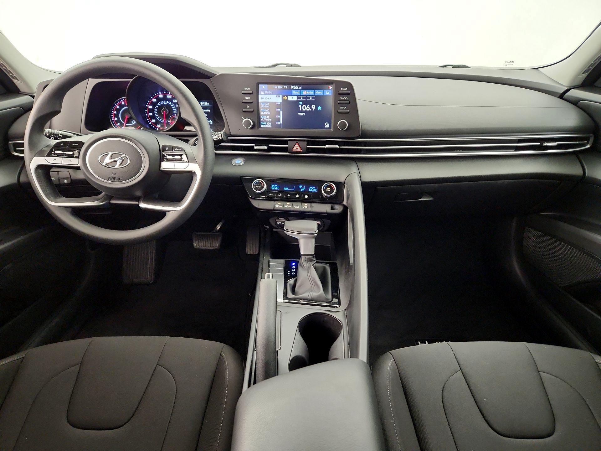 Thumbnail: 2023 Hyundai Elantra - 9