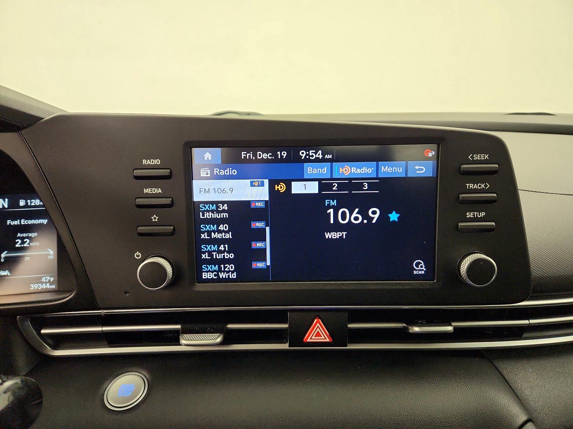 Thumbnail: 2023 Hyundai Elantra - 15