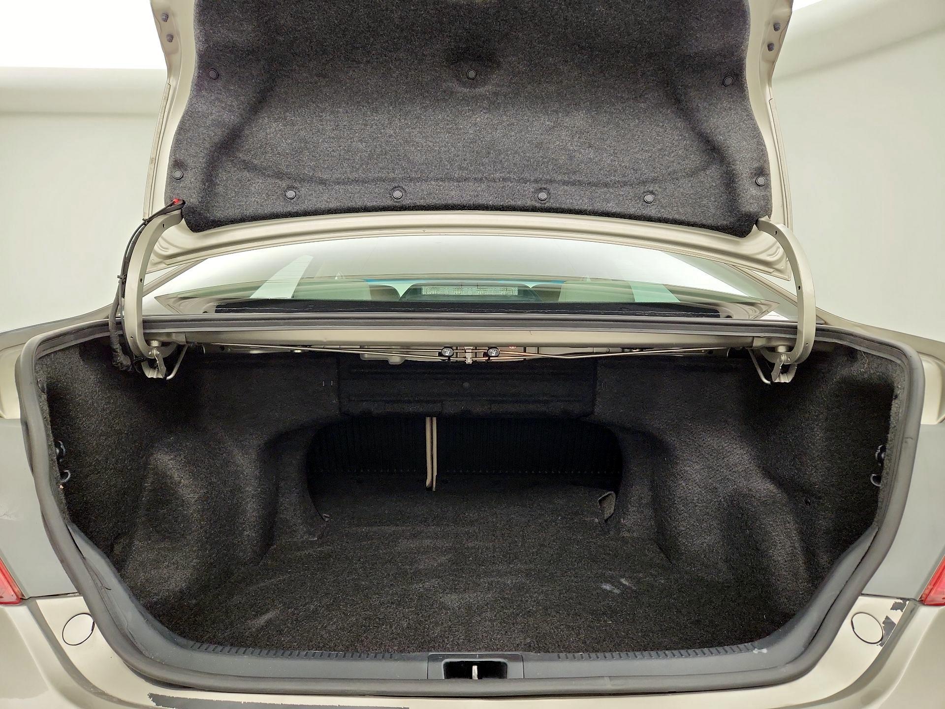 Thumbnail: 2014 Toyota Camry - 19