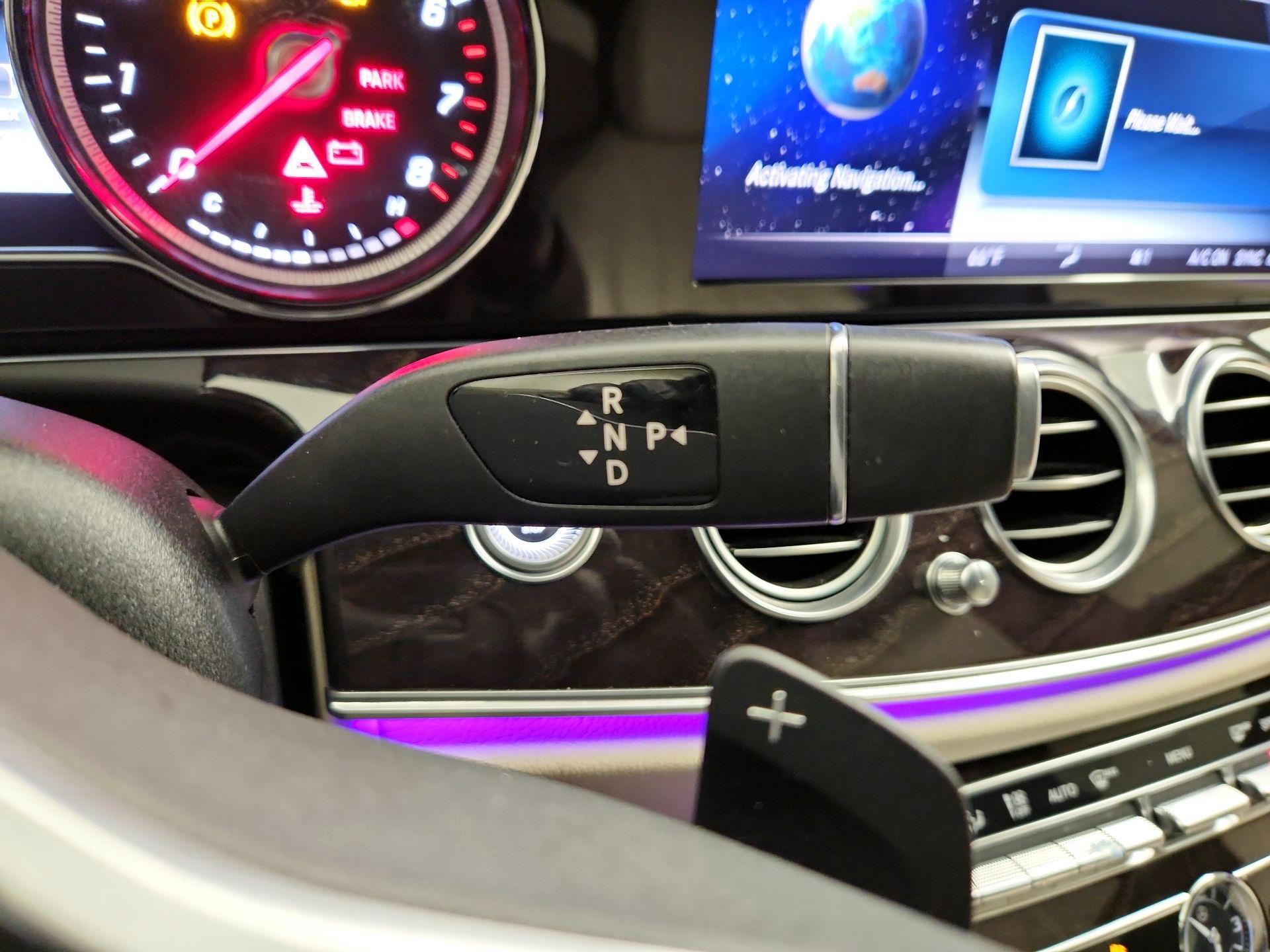 Thumbnail: 2019 Mercedes-Benz E-Class - 16