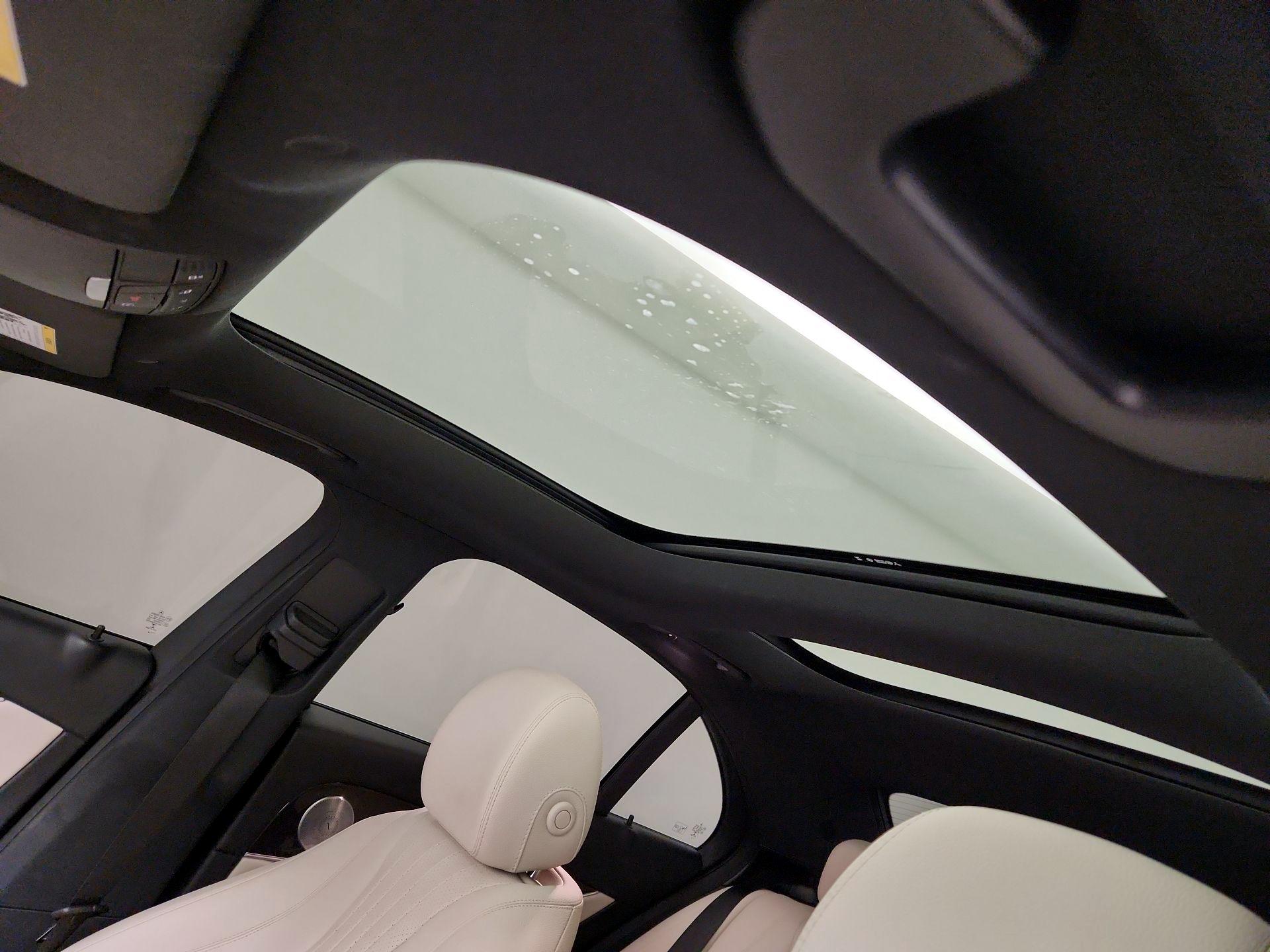 Thumbnail: 2019 Mercedes-Benz E-Class - 18