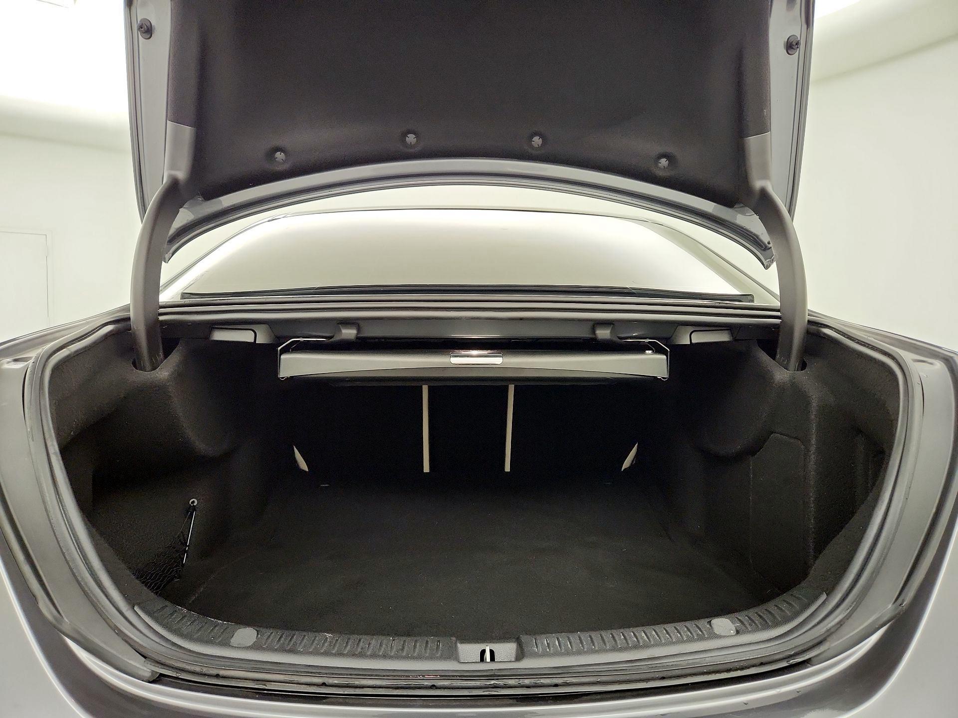 Thumbnail: 2019 Mercedes-Benz E-Class - 20