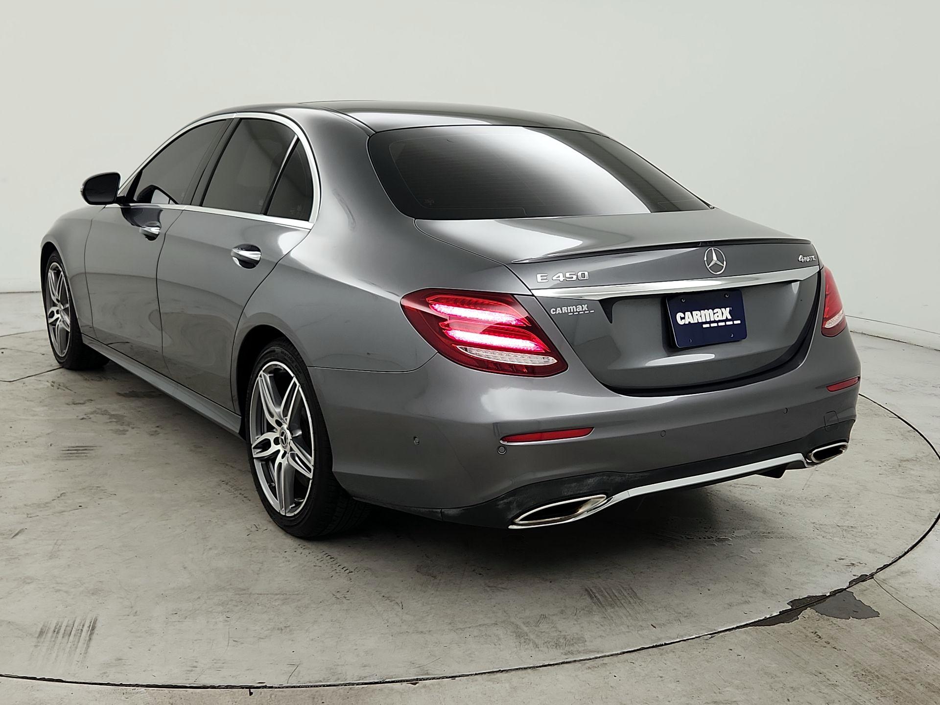 Thumbnail: 2019 Mercedes-Benz E-Class - 7