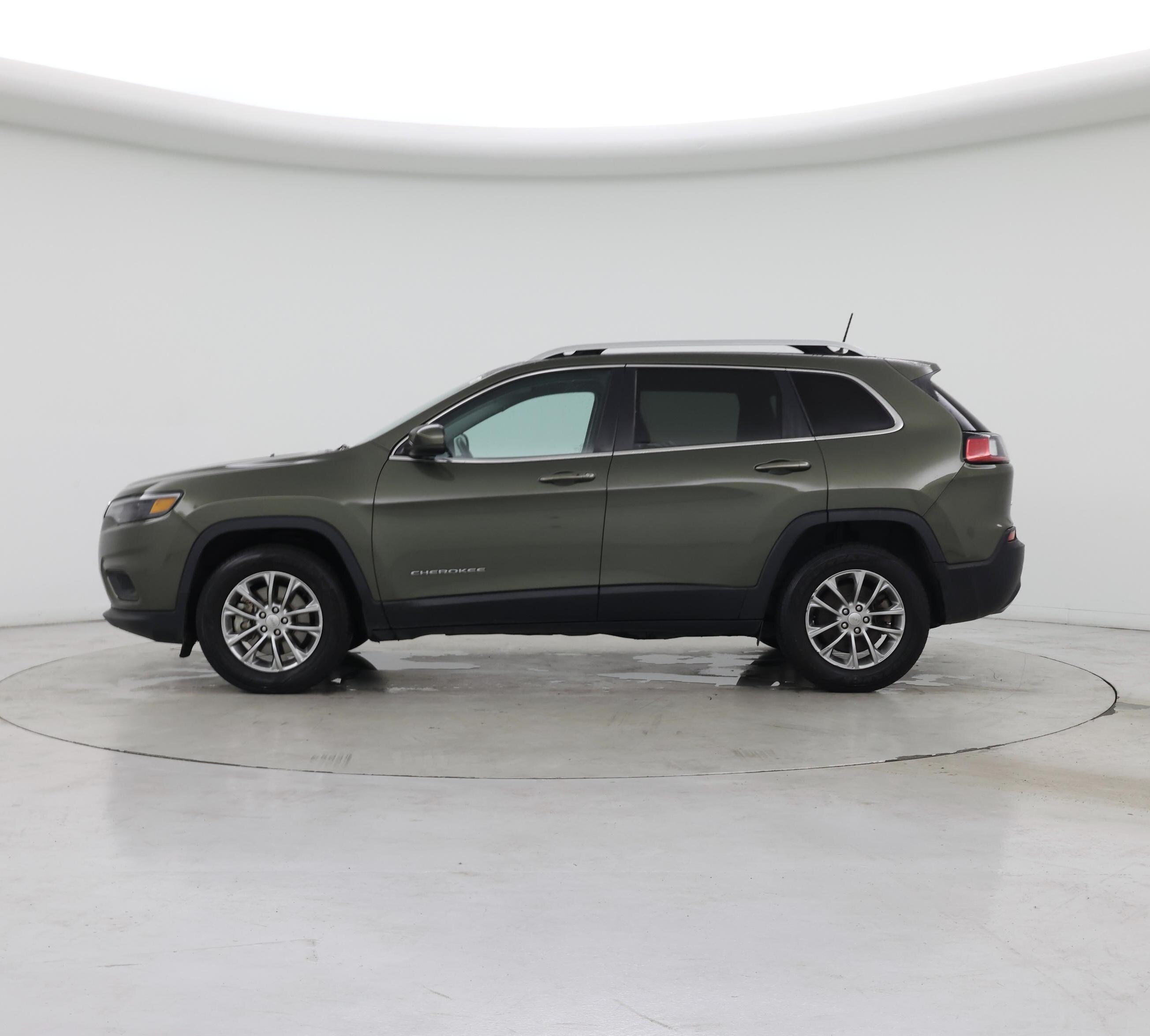 Thumbnail: 2020 Jeep Cherokee - 3