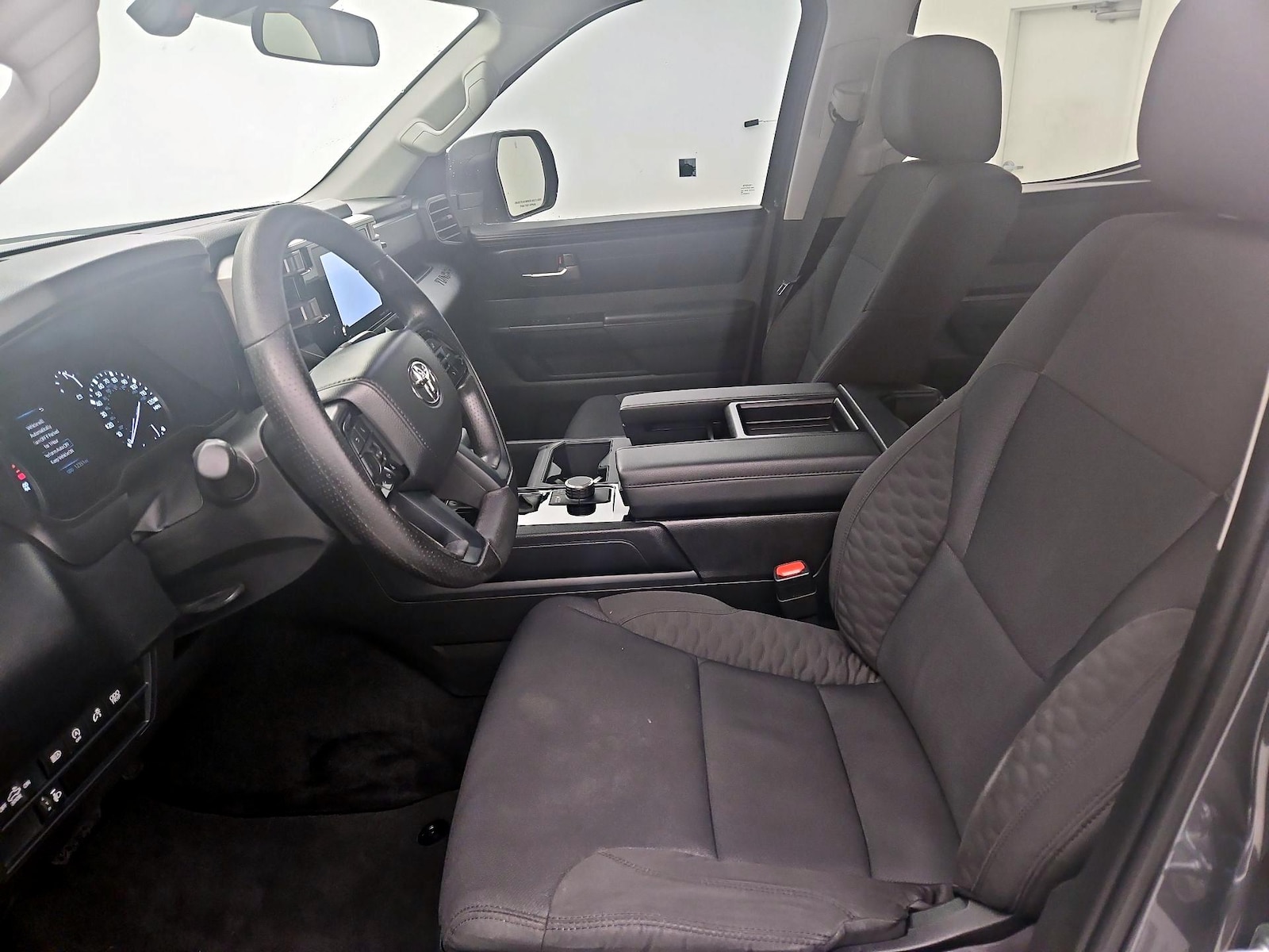 2024 Toyota Tundra SR5 - Photo 12