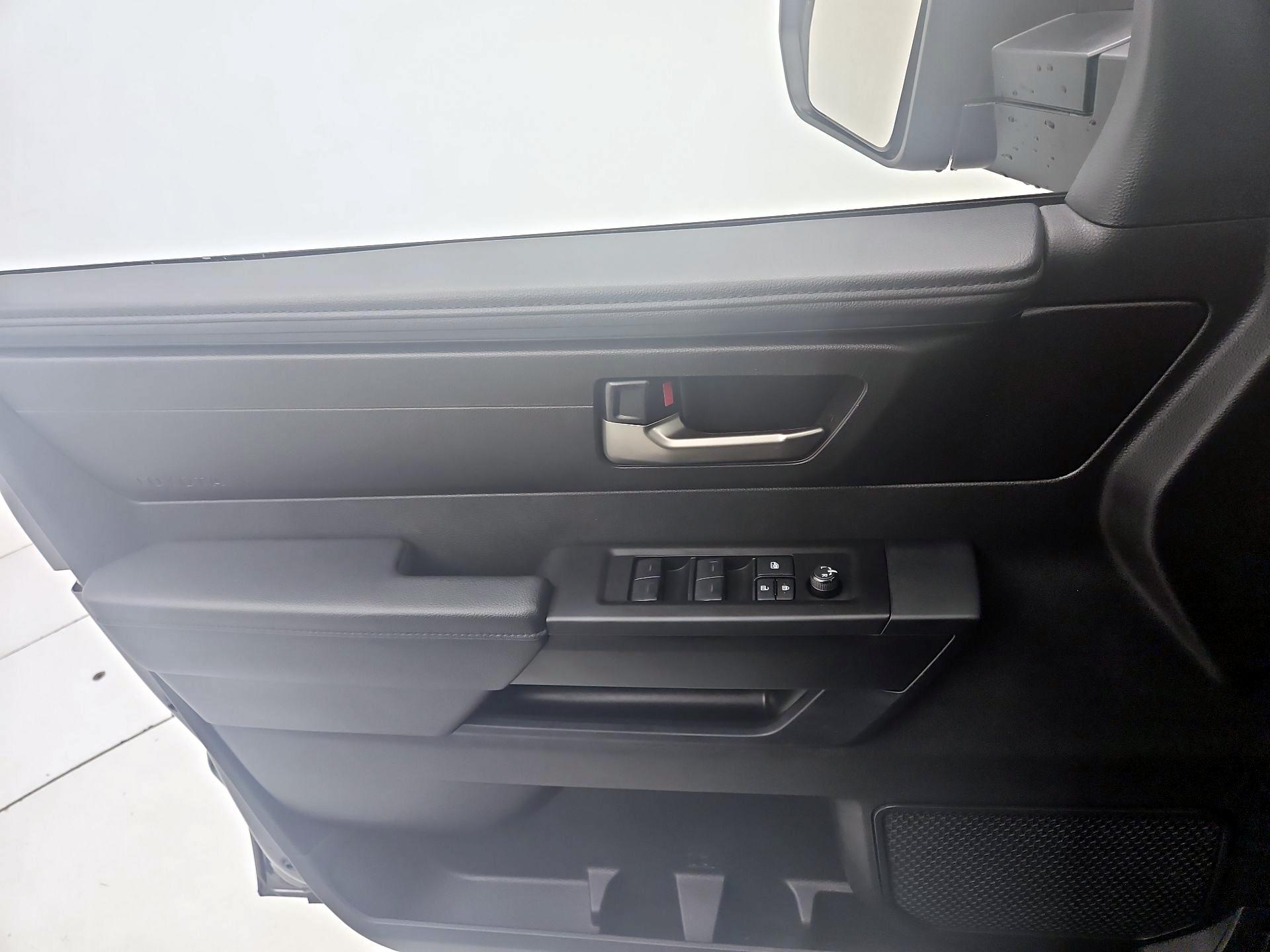 Thumbnail: 2024 Toyota Tundra - 12